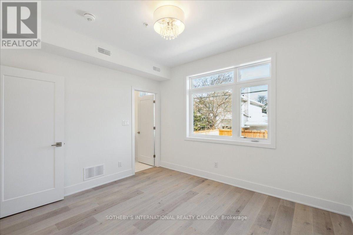 683 MELBOURNE AVENUE