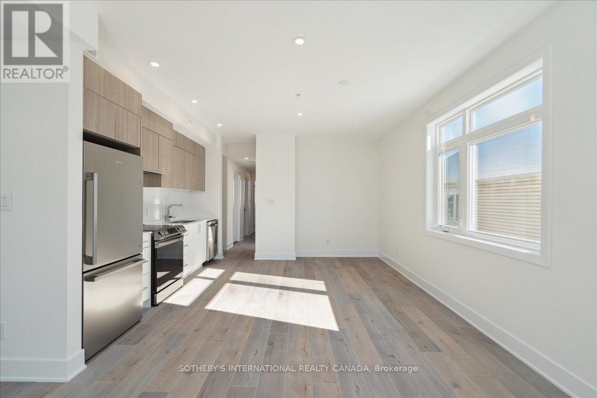 683 MELBOURNE AVENUE