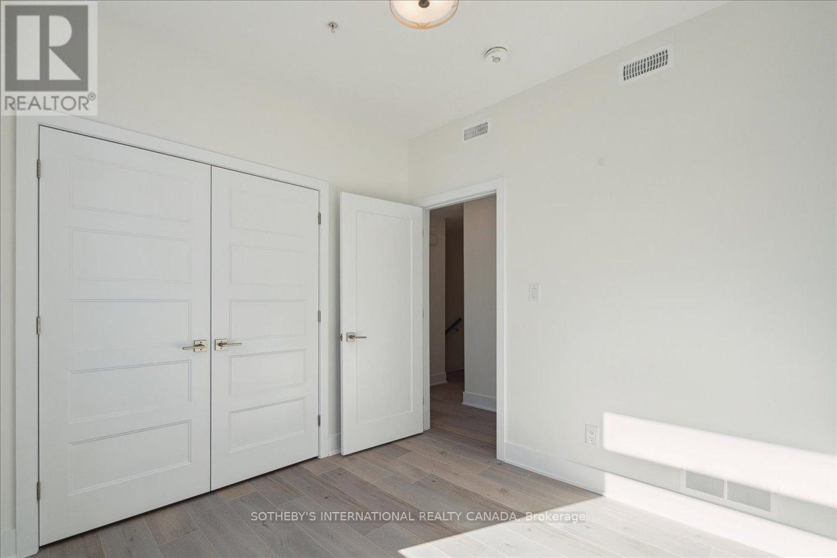 683 MELBOURNE AVENUE