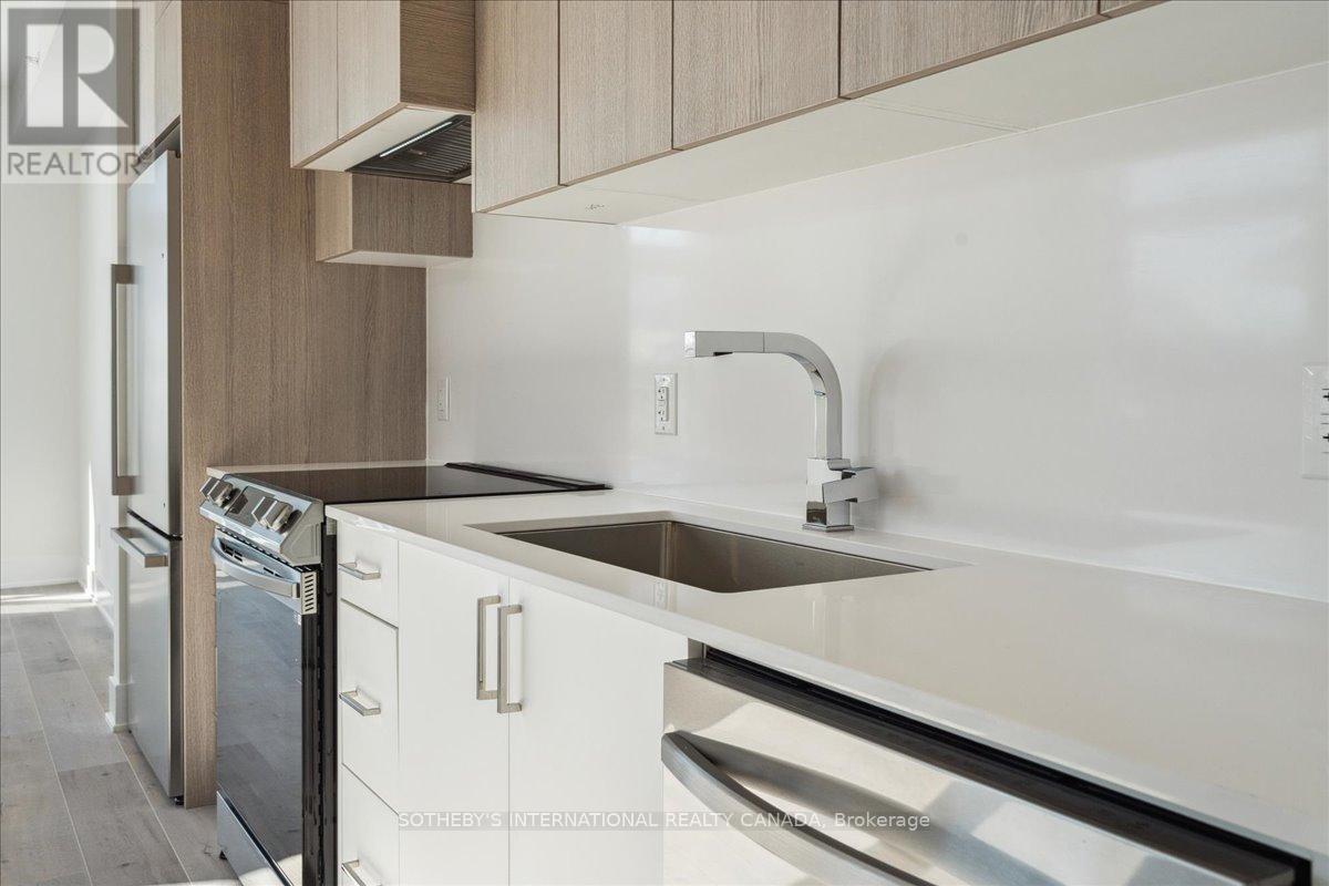 683 MELBOURNE AVENUE