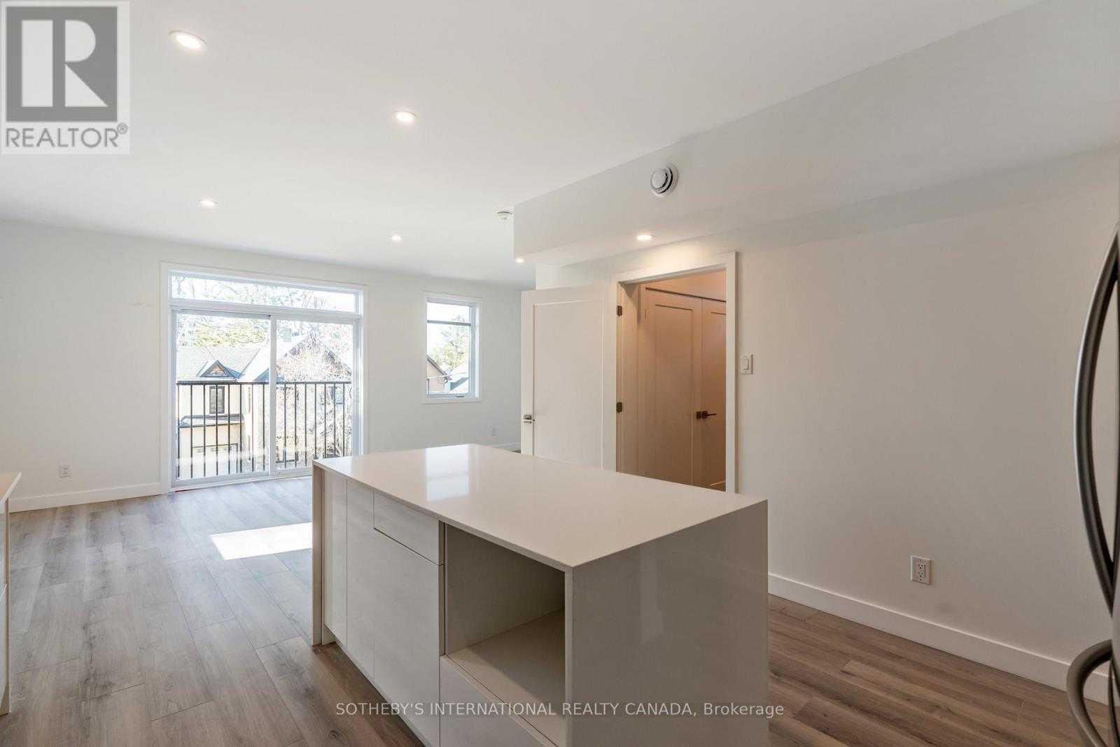 288 DUNCAIRN AVENUE