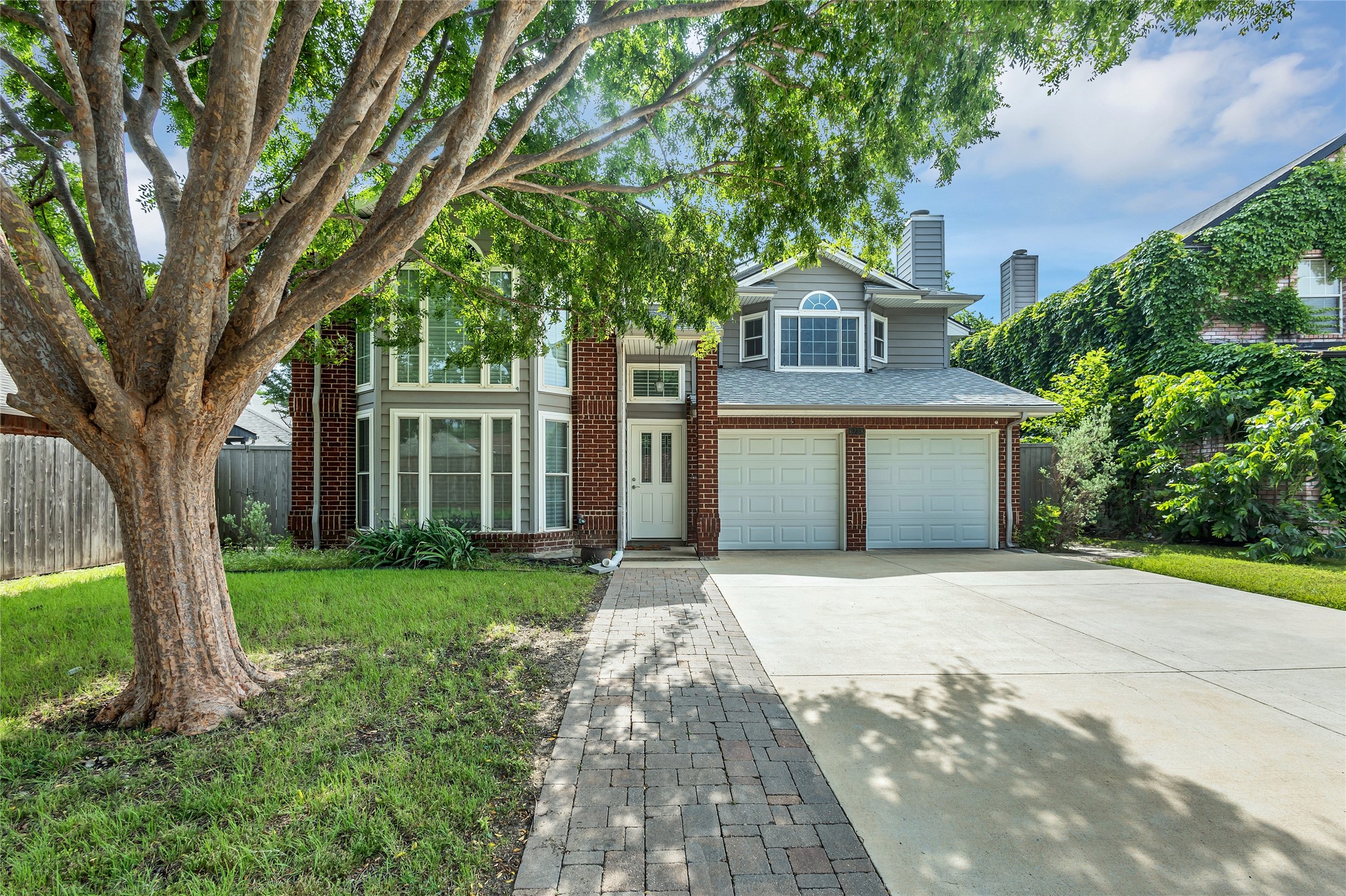6738 Scarlet Drive