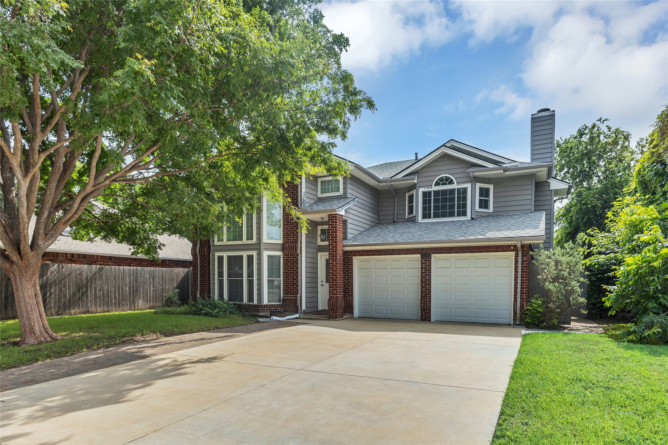 6738 Scarlet Drive