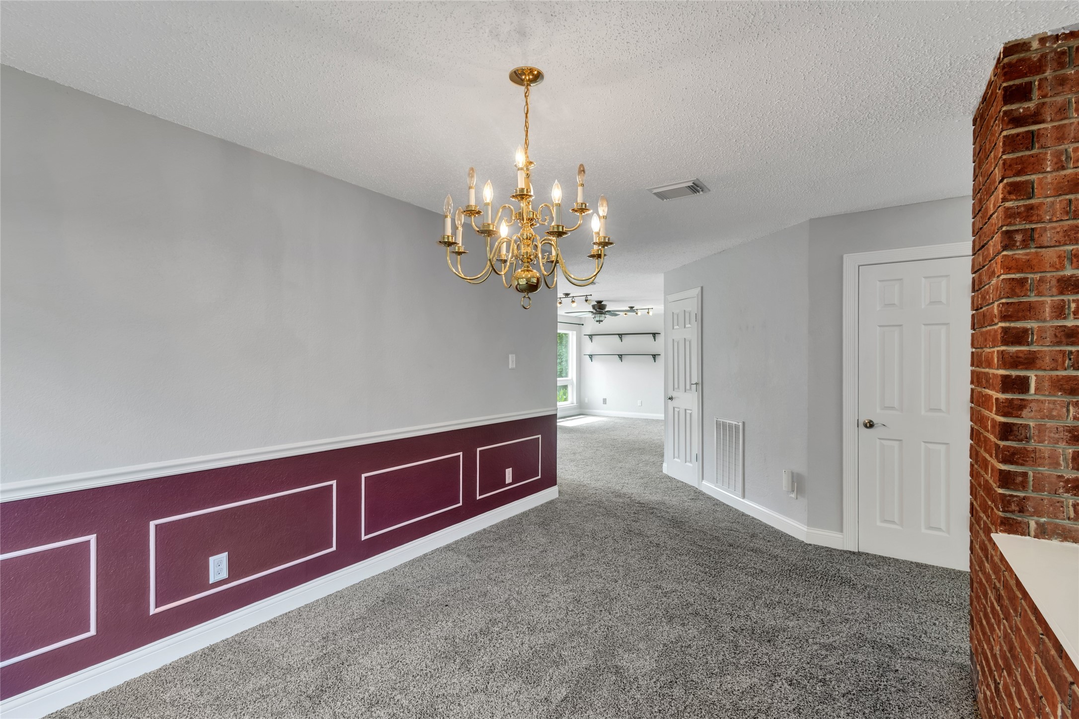 6738 Scarlet Drive