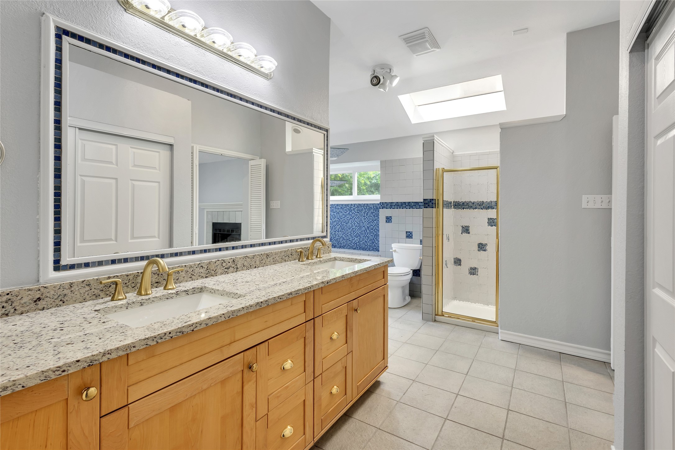 6738 Scarlet Drive