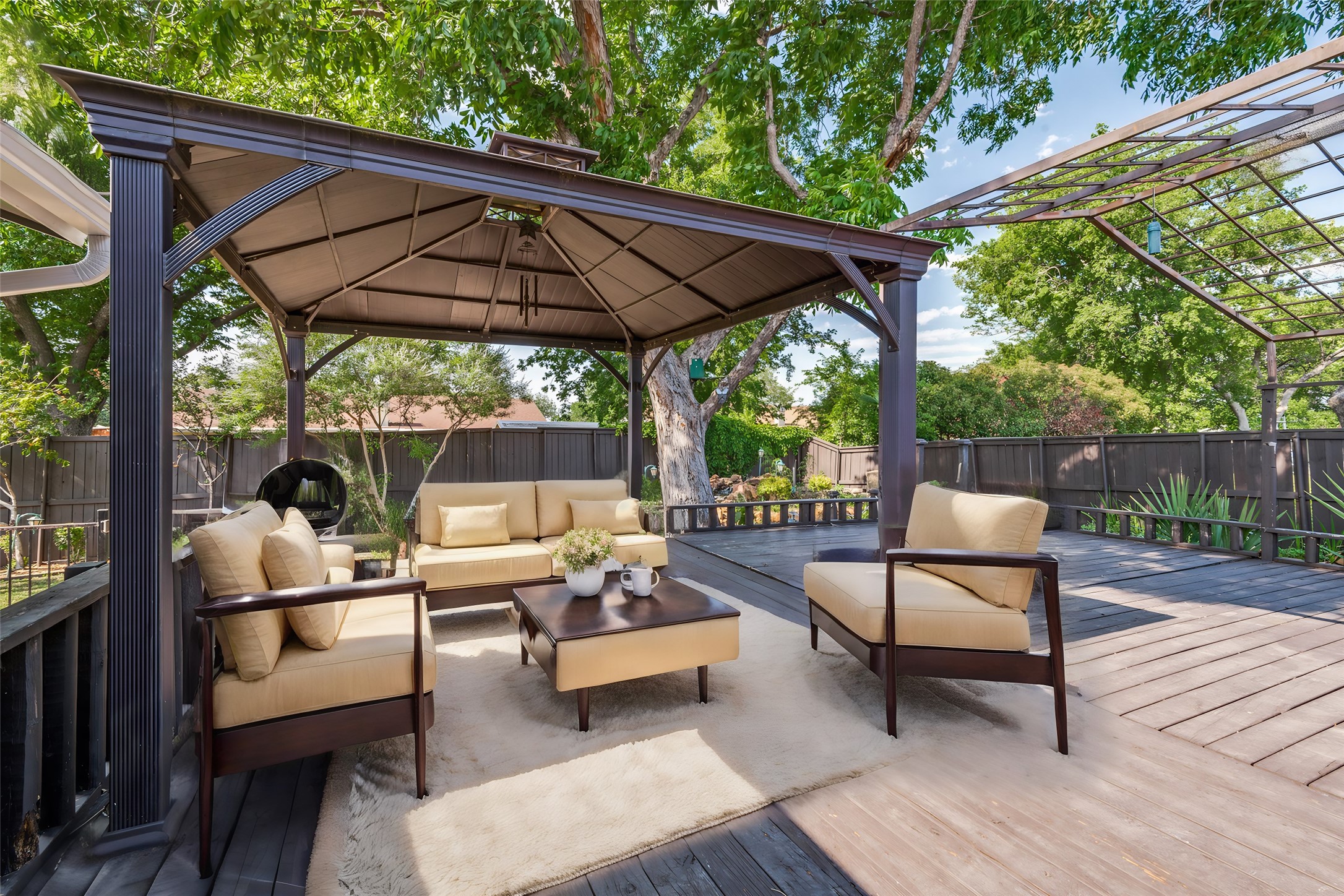 2001 Deerfield Drive