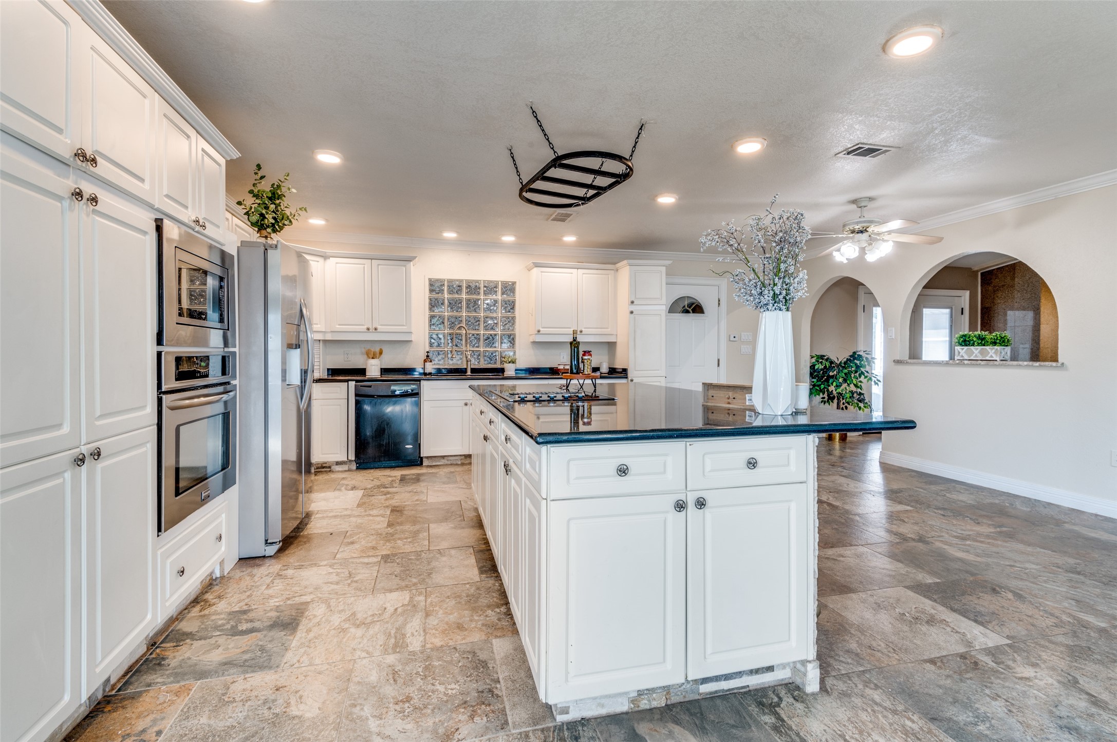 2001 Deerfield Drive