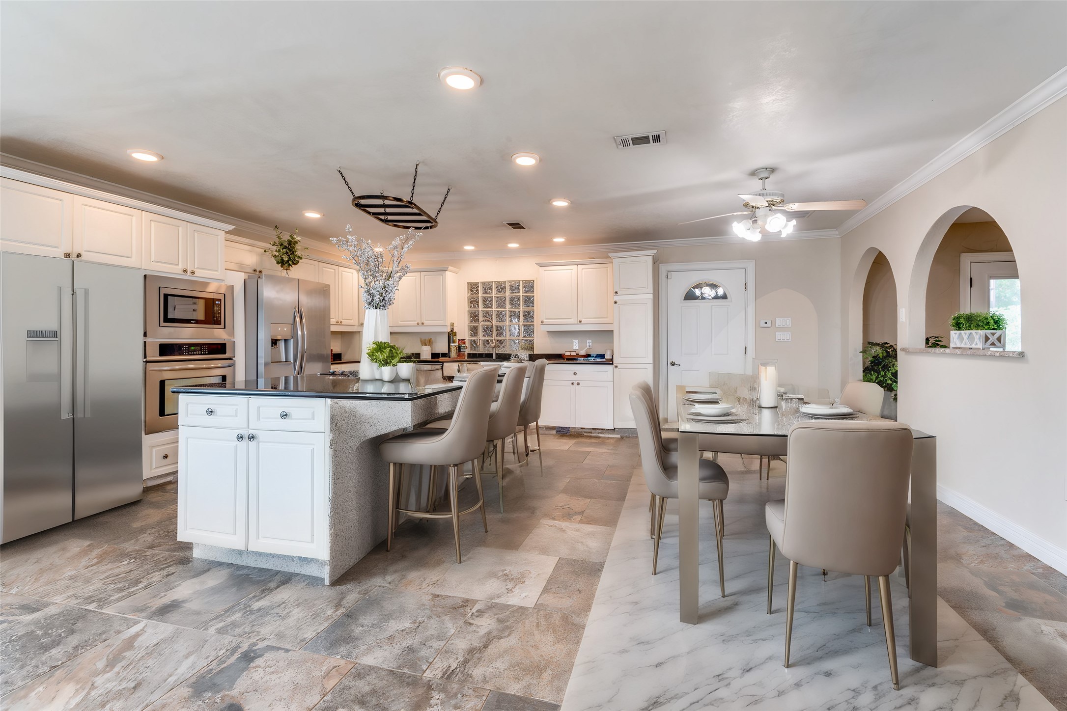 2001 Deerfield Drive