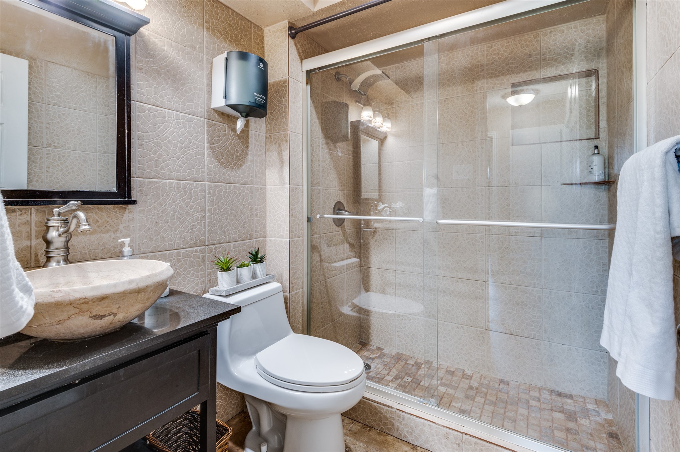 2001 Deerfield Drive