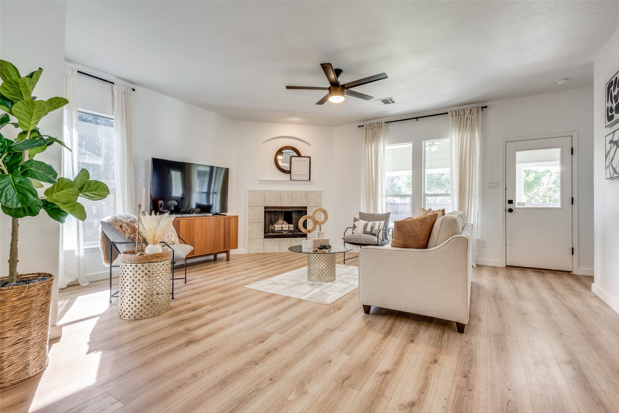 9852 Meadow Rue Drive