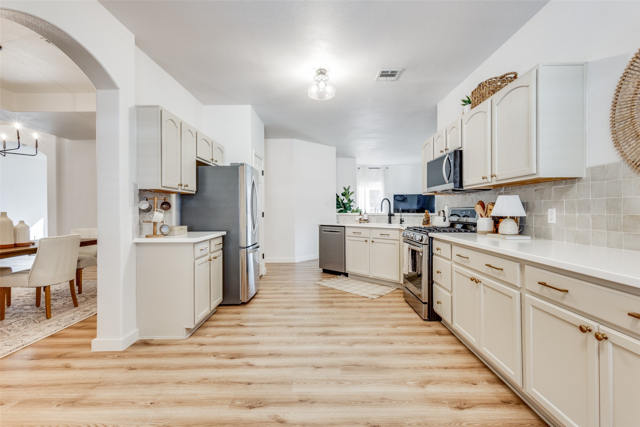 9852 Meadow Rue Drive