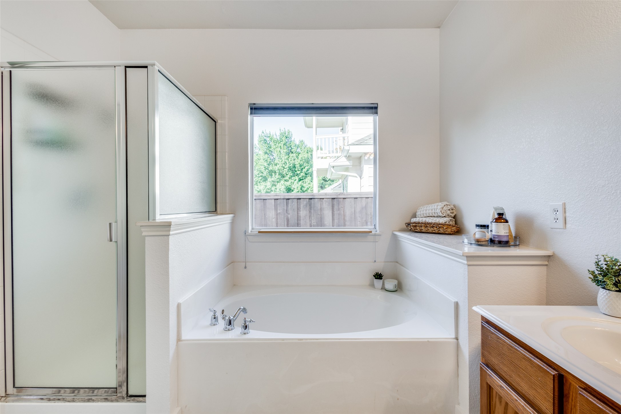 9852 Meadow Rue Drive