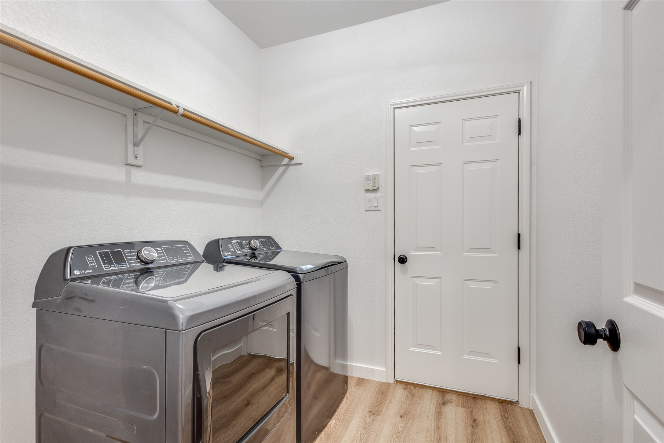 9852 Meadow Rue Drive