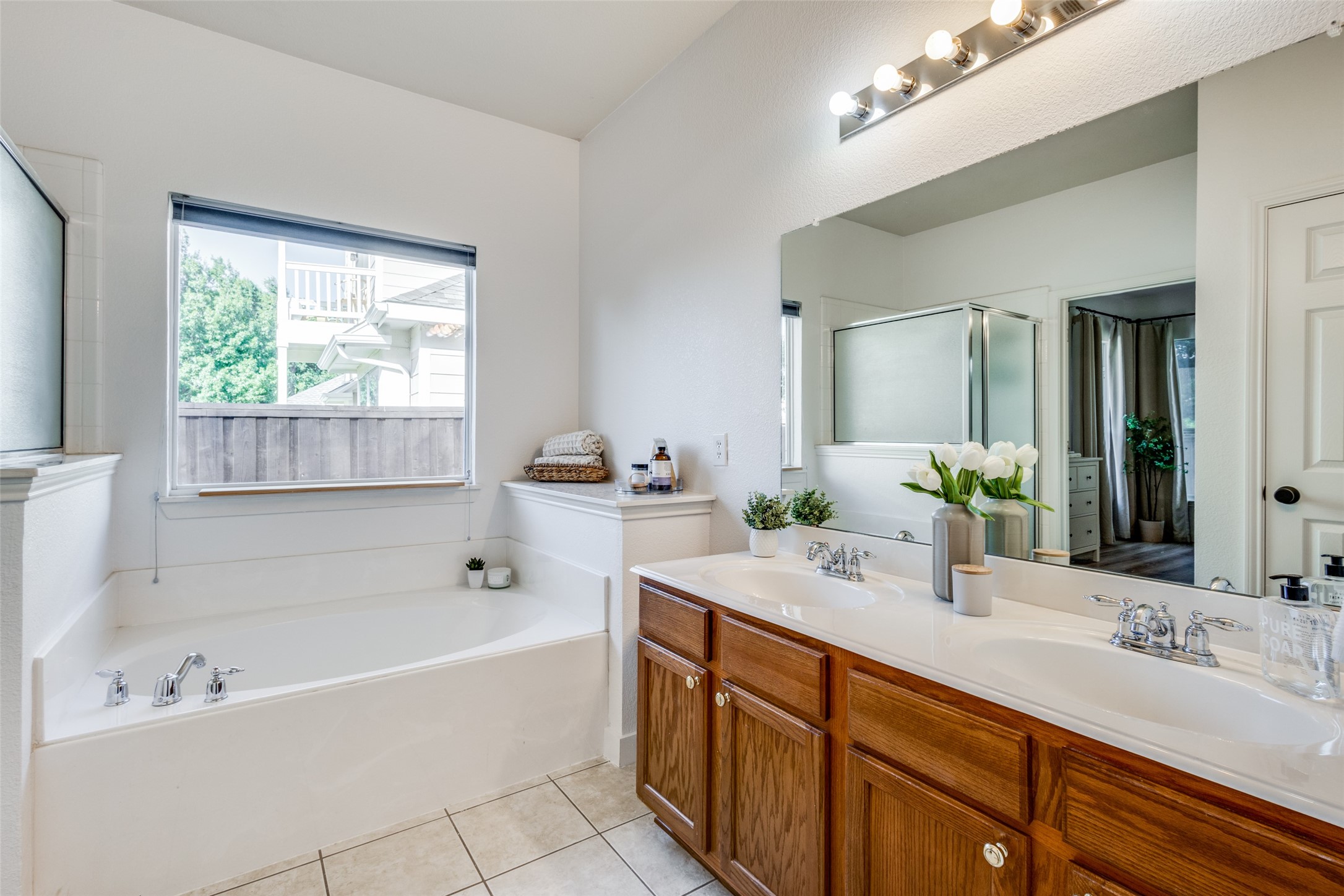 9852 Meadow Rue Drive