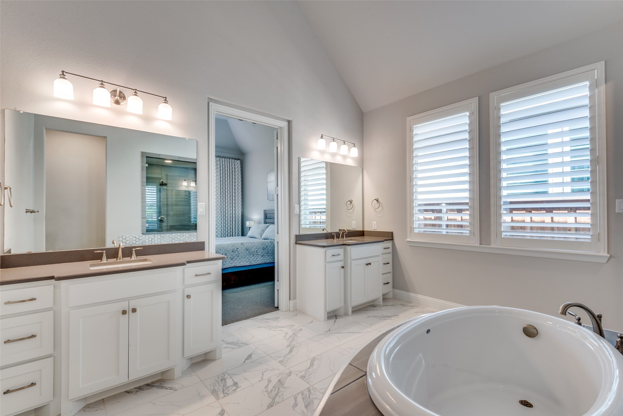 2901 Darcy