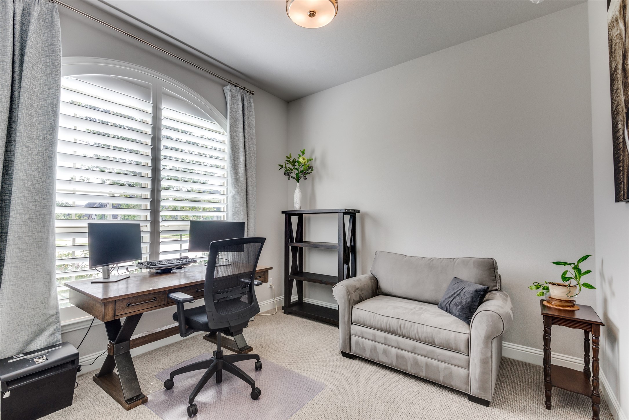 2901 Darcy