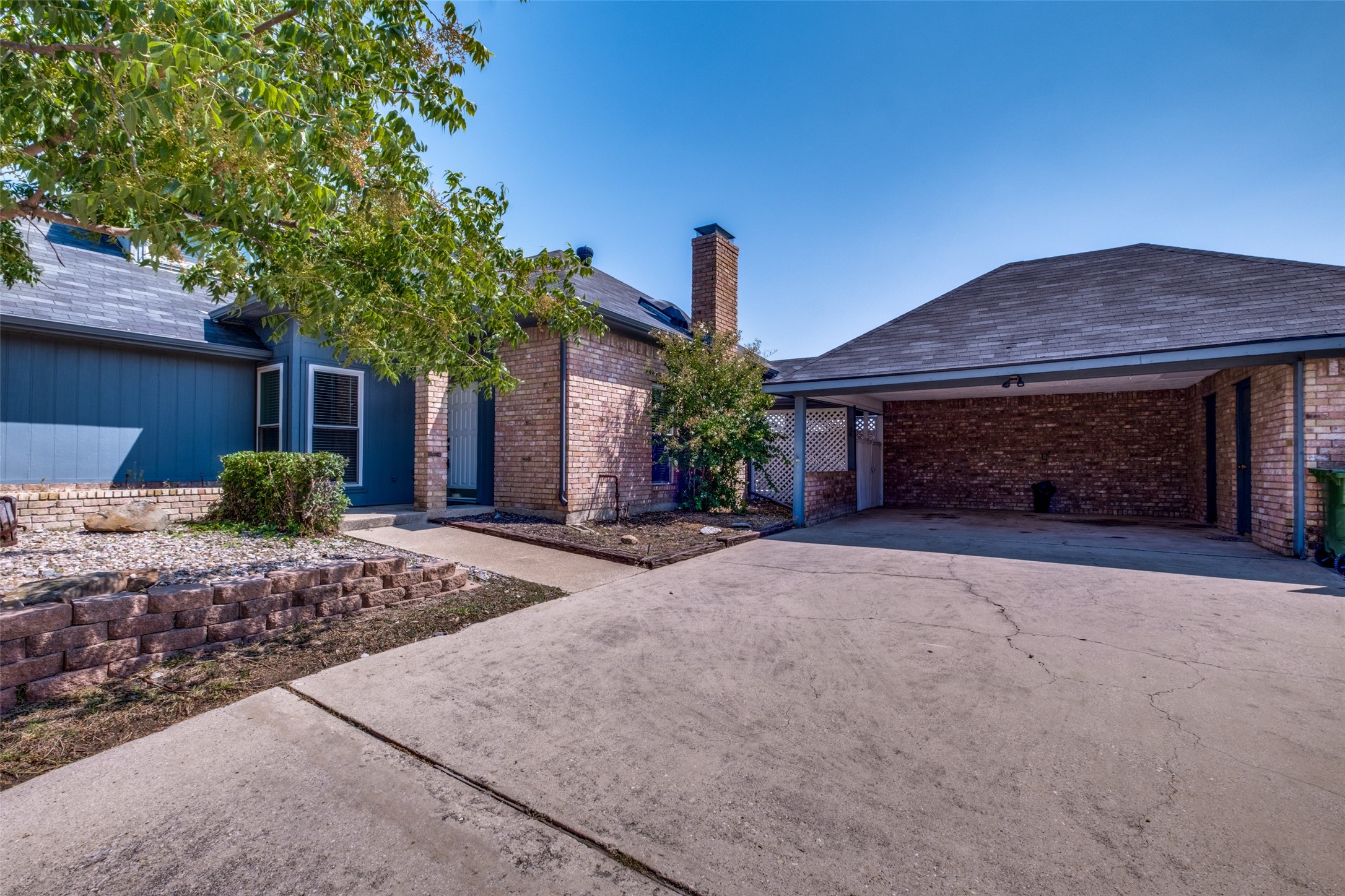 2024 Whippoorwill Lane