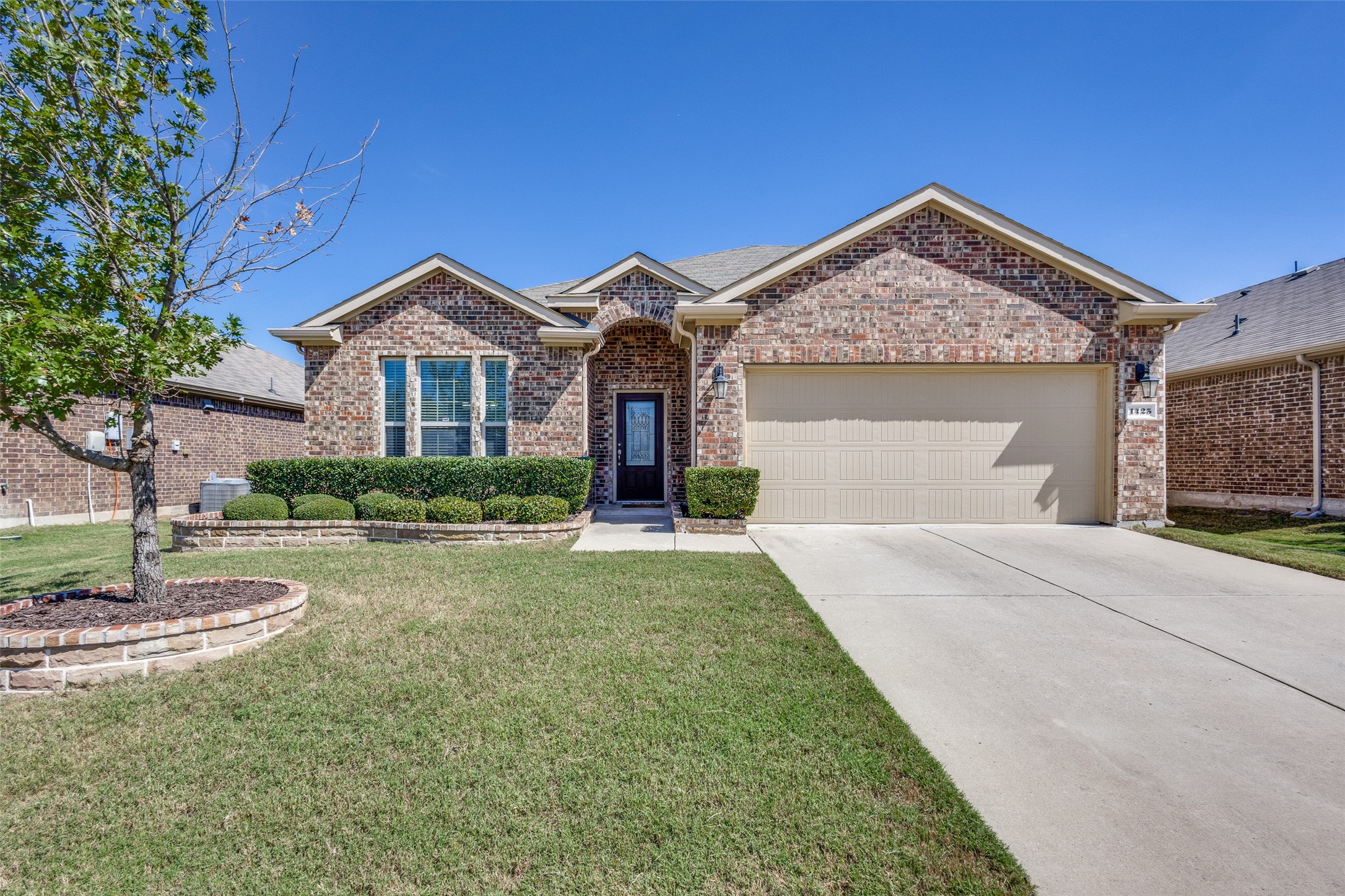 1425 Red River Drive