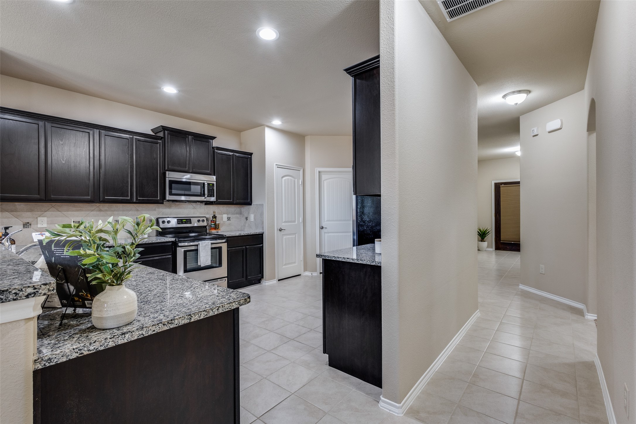 1425 Red River Drive