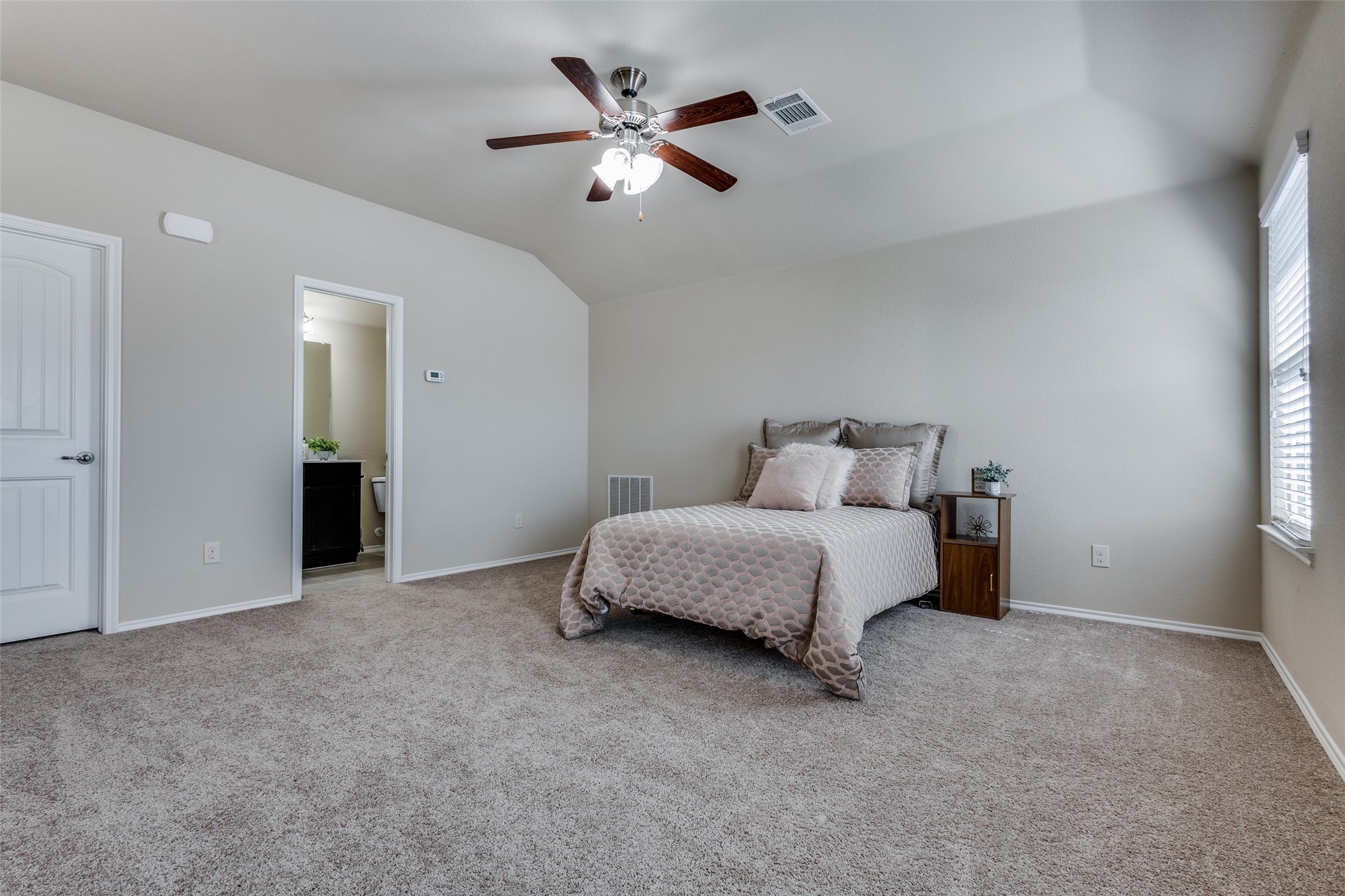 1425 Red River Drive
