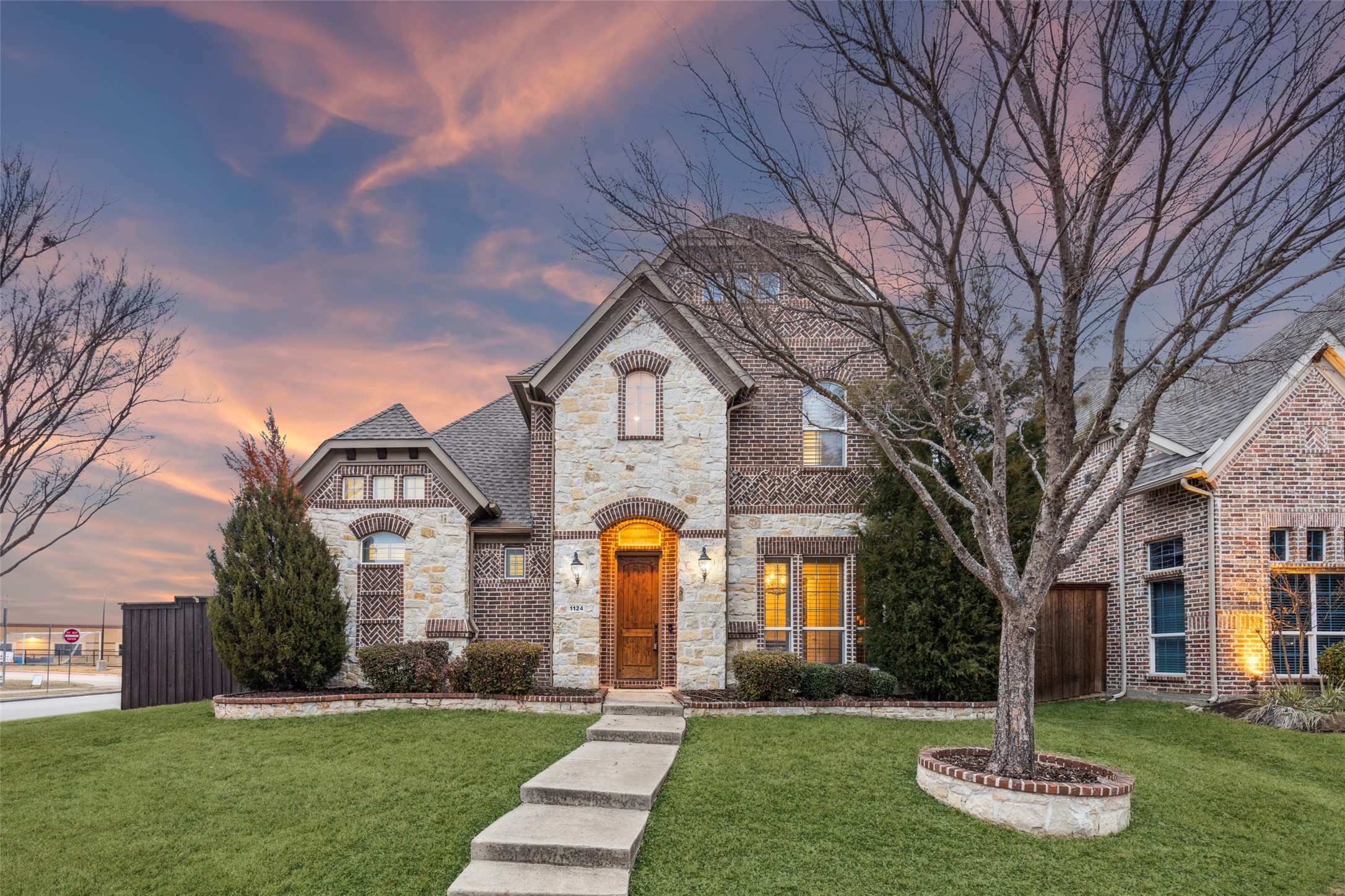 1124 Bentgrass Drive