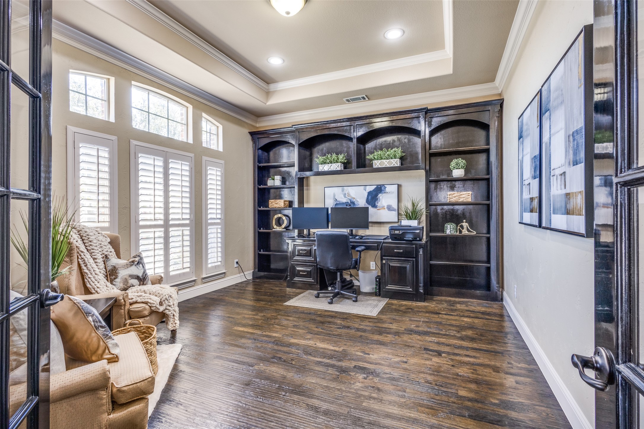 233 Mockingbird Lane