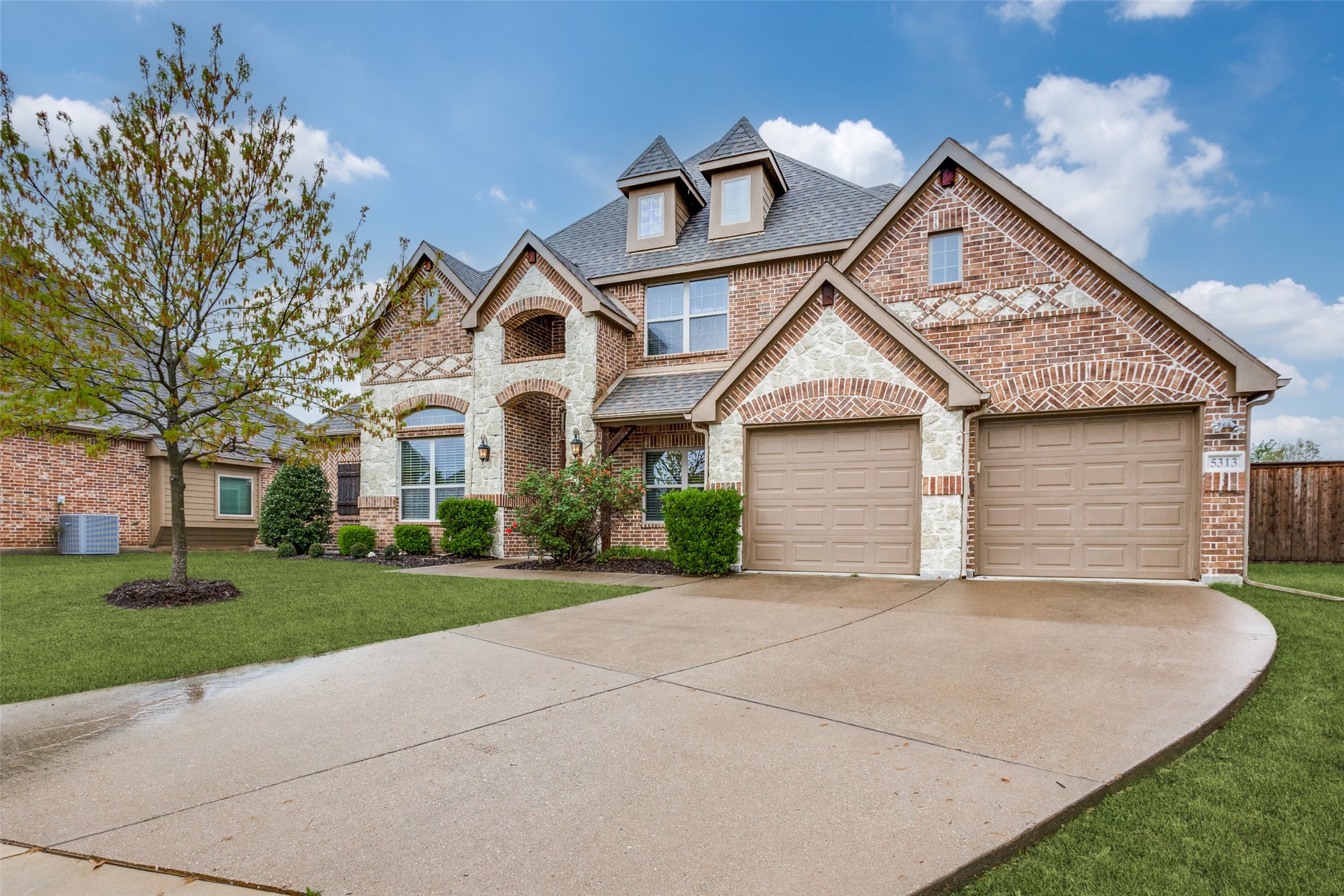 5313 Falcon Ridge Court