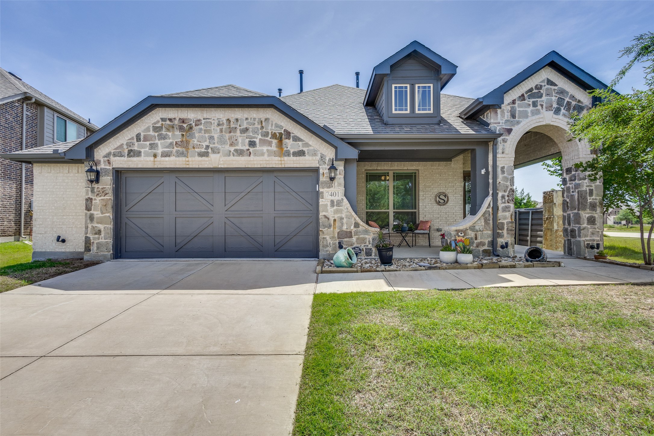 7401 Willow Thorne Drive