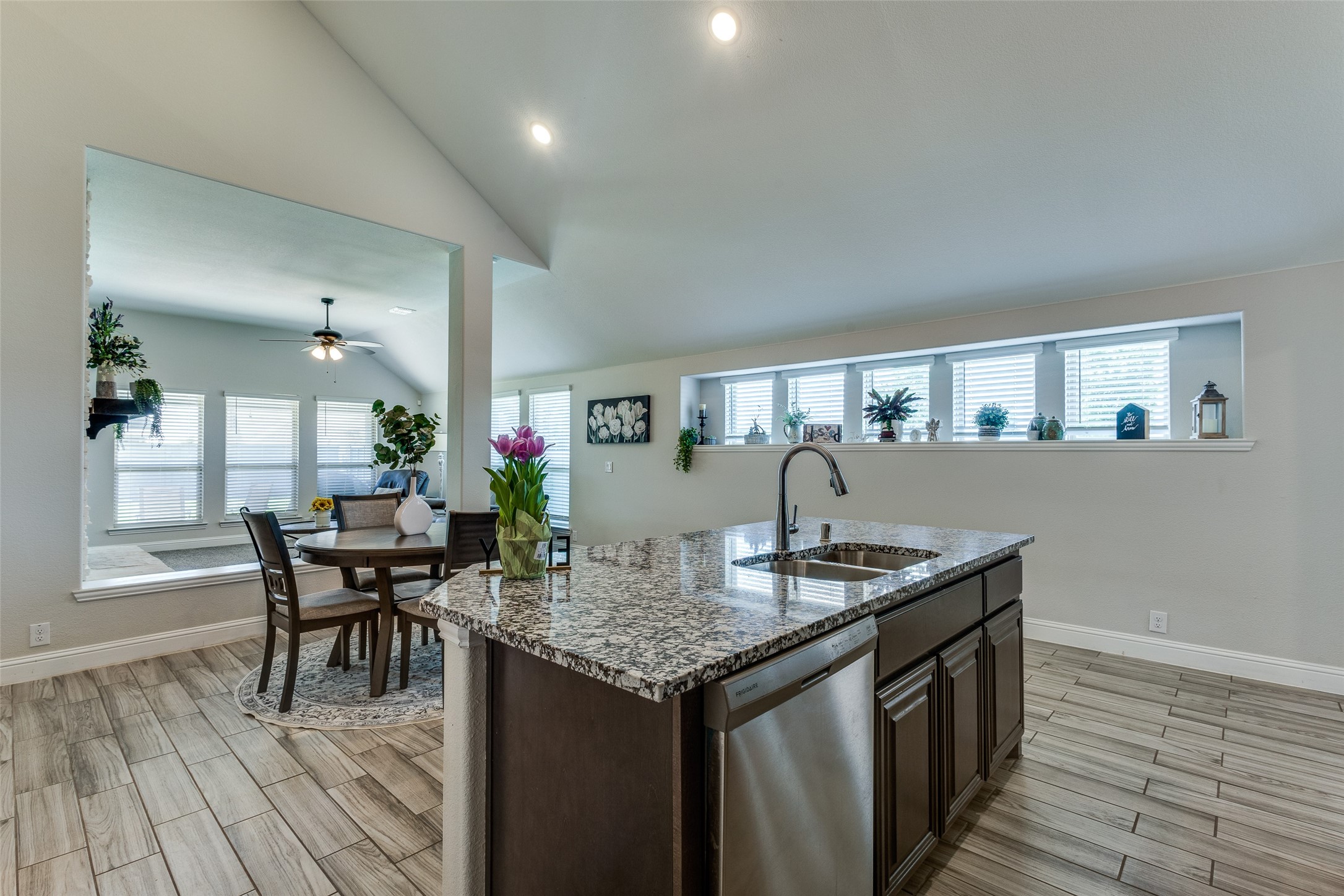 7401 Willow Thorne Drive