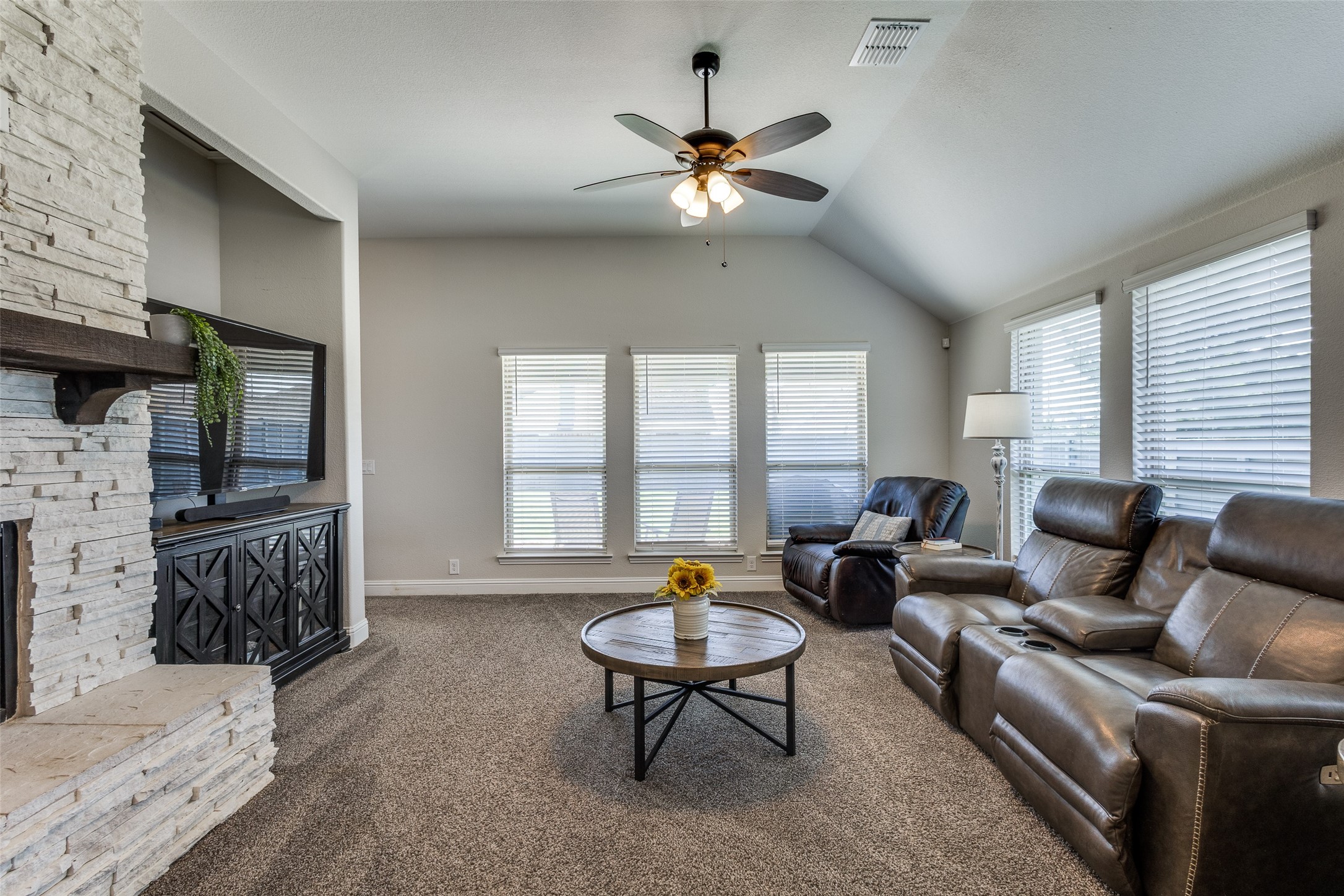 7401 Willow Thorne Drive