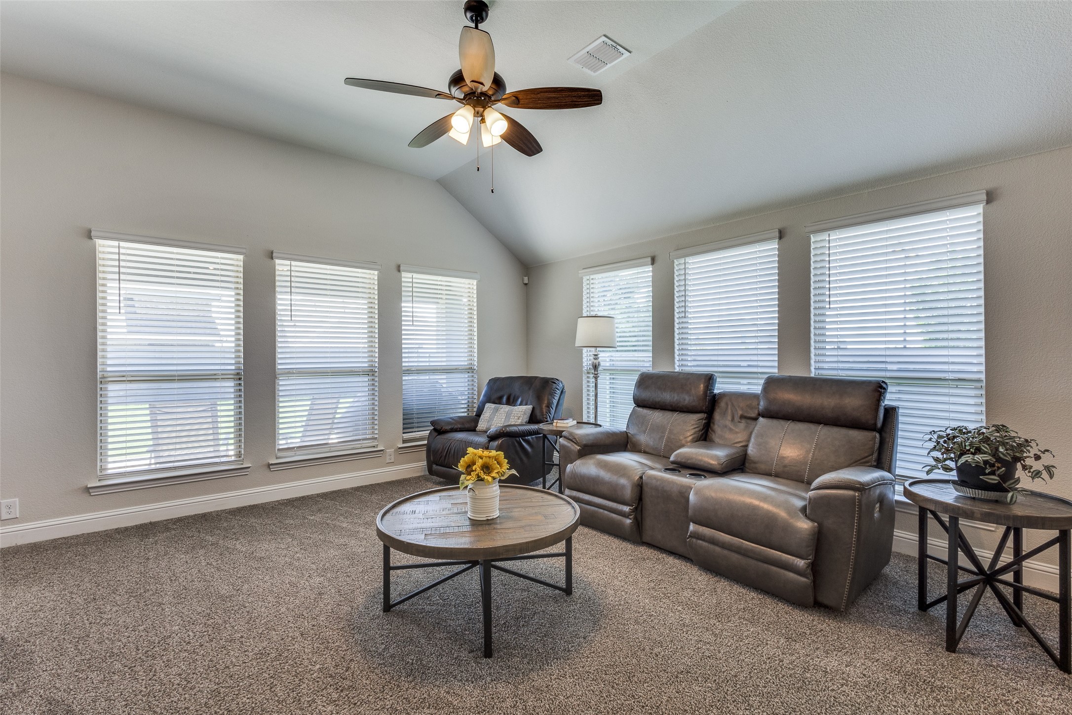 7401 Willow Thorne Drive