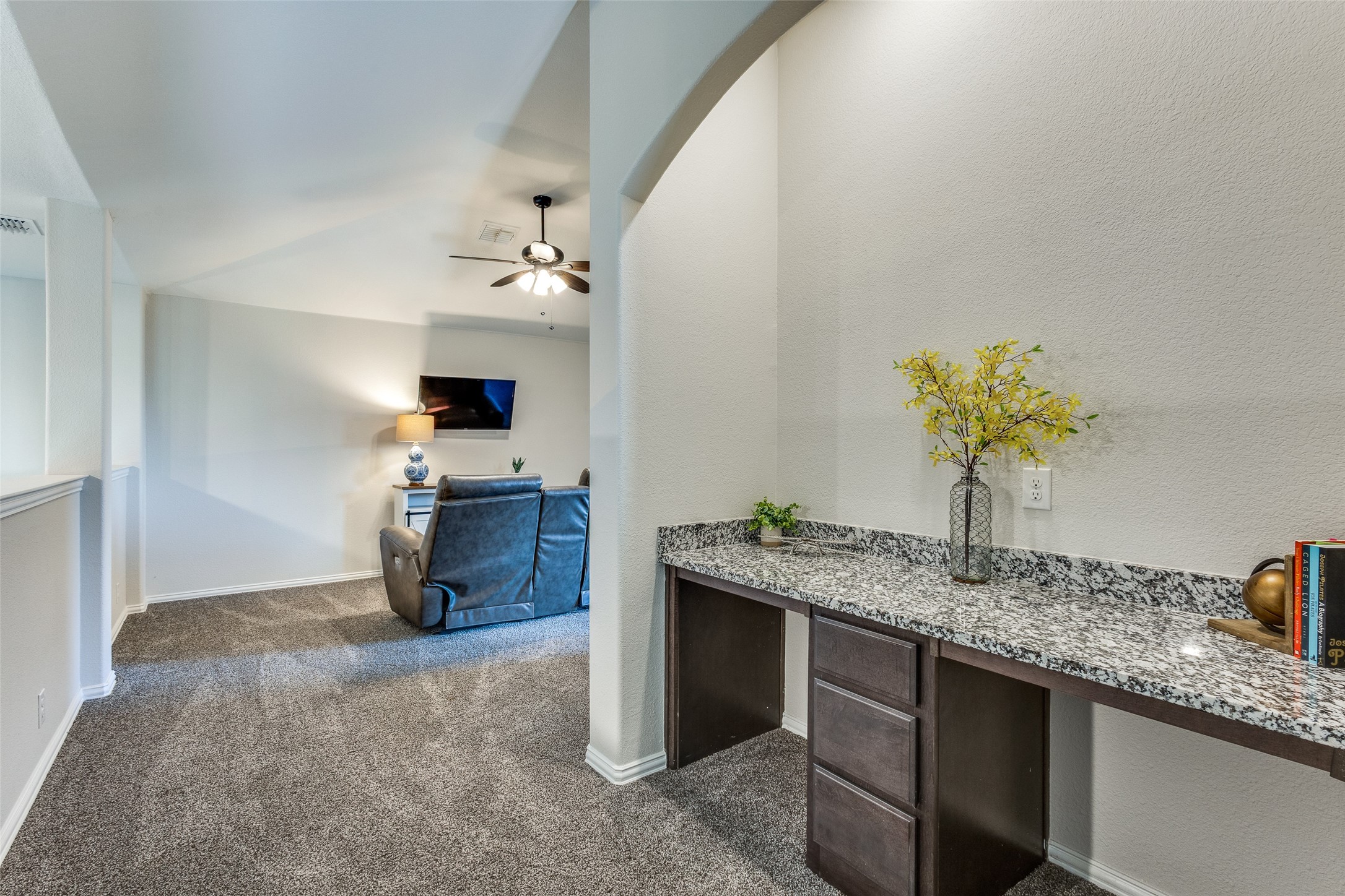 7401 Willow Thorne Drive