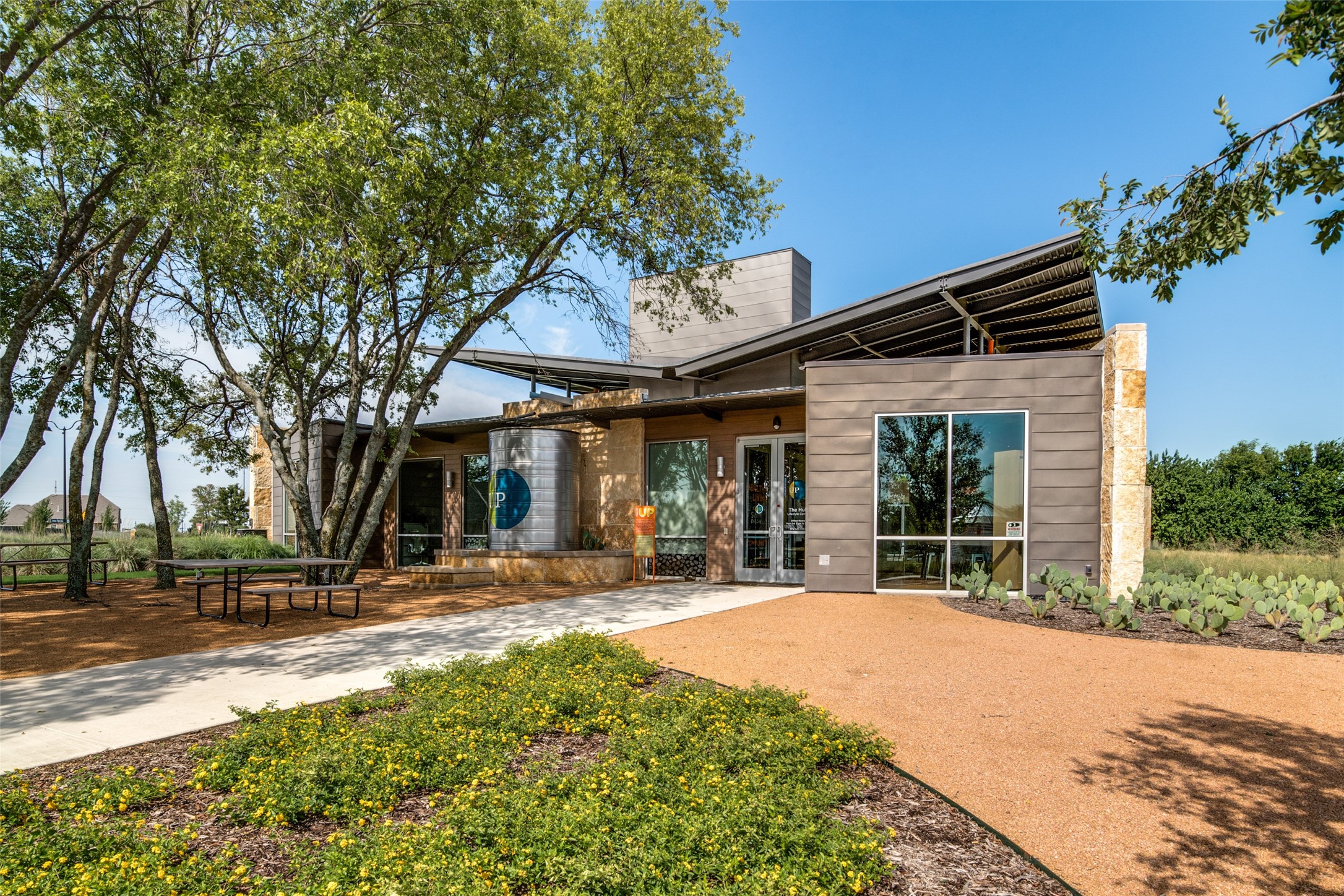 7401 Willow Thorne Drive