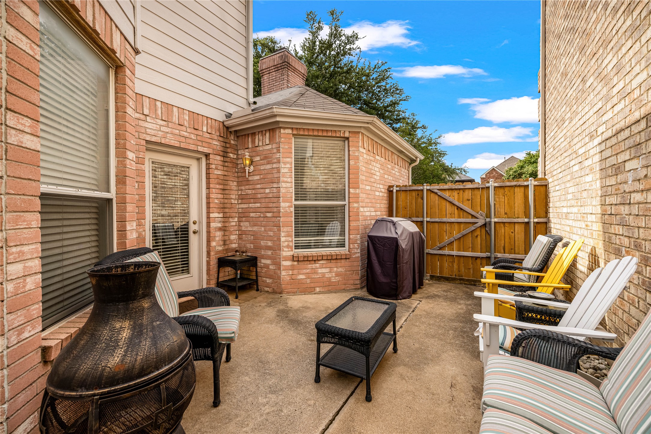 6011 Barrington Court