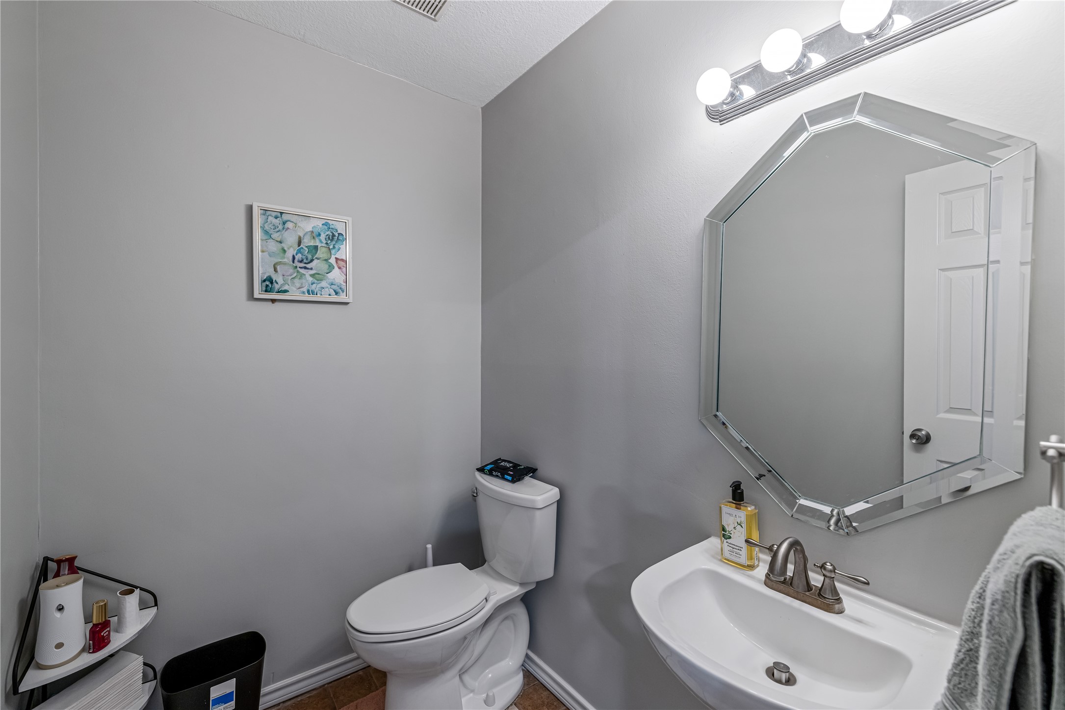 6011 Barrington Court