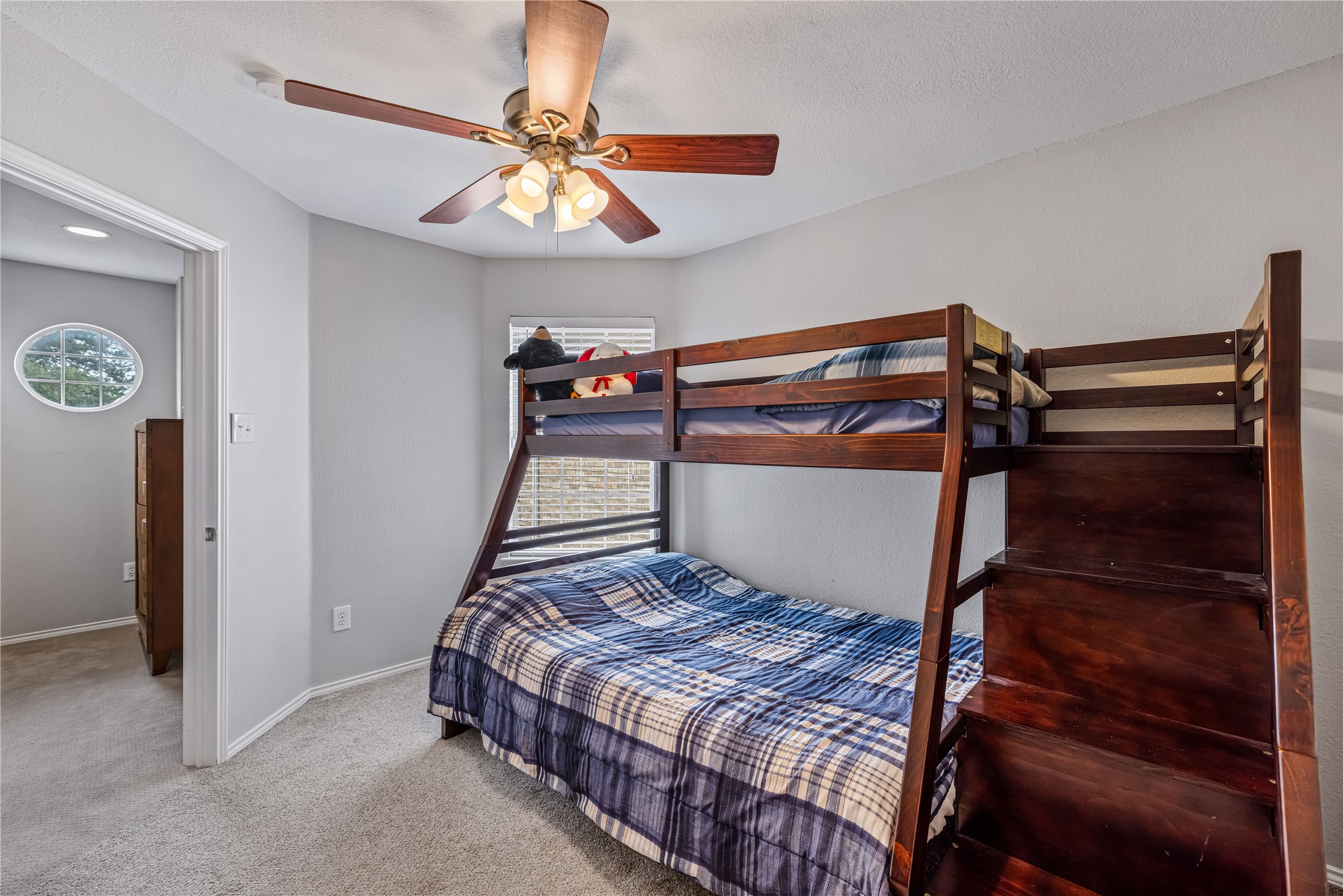 6011 Barrington Court