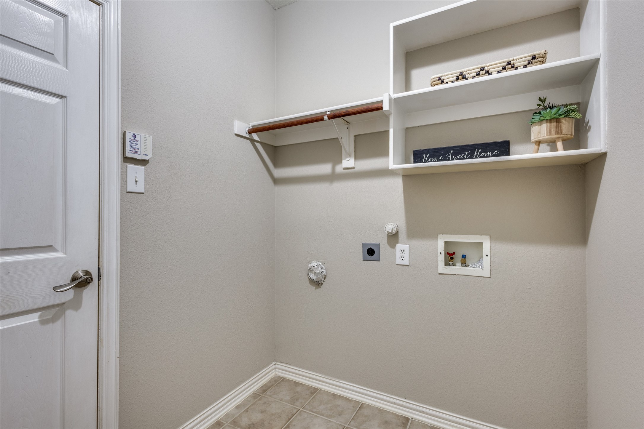 851 Sibyl Lane