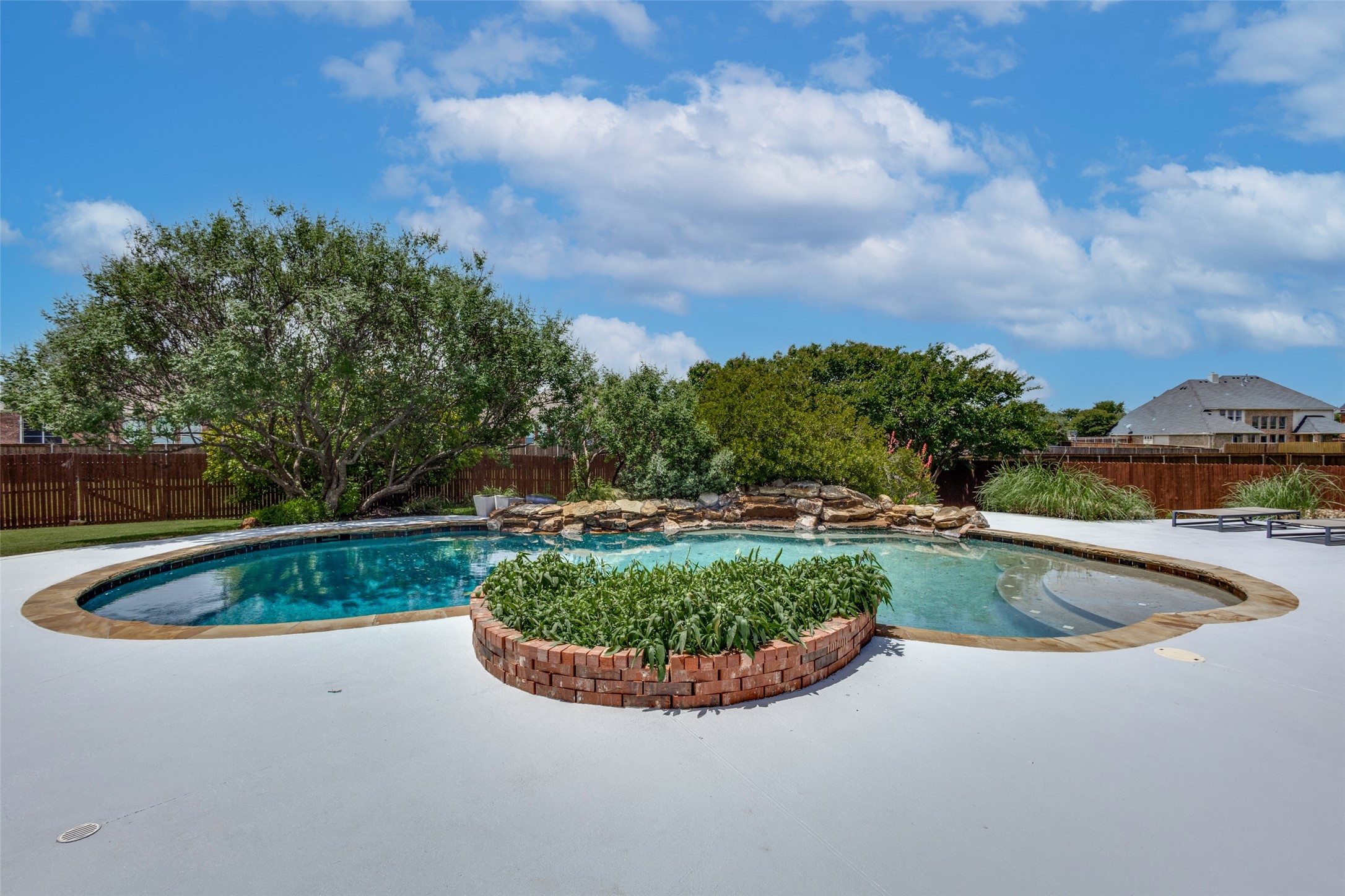 851 Sibyl Lane