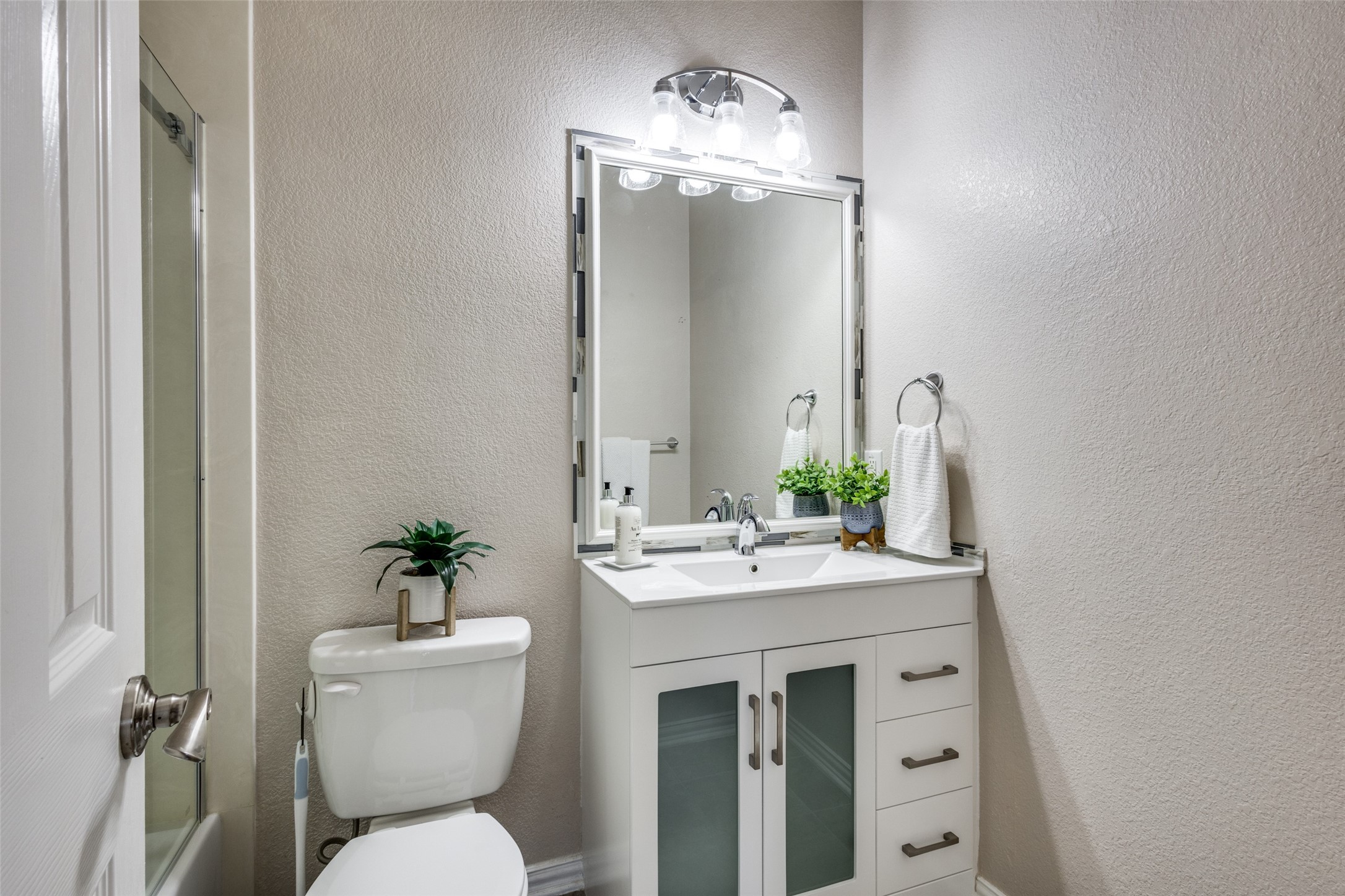 851 Sibyl Lane