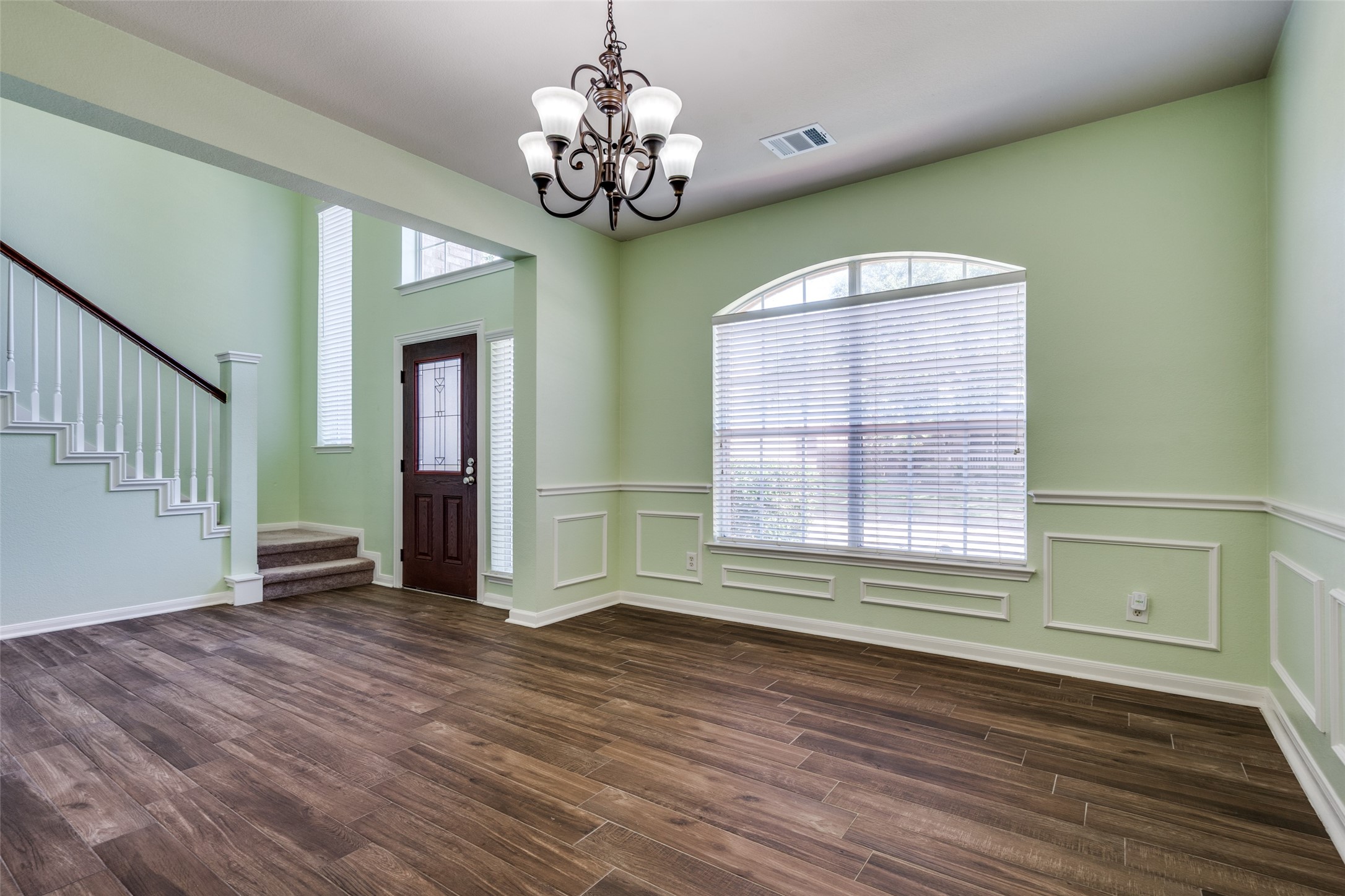 5829 Cypress Cove Drive
