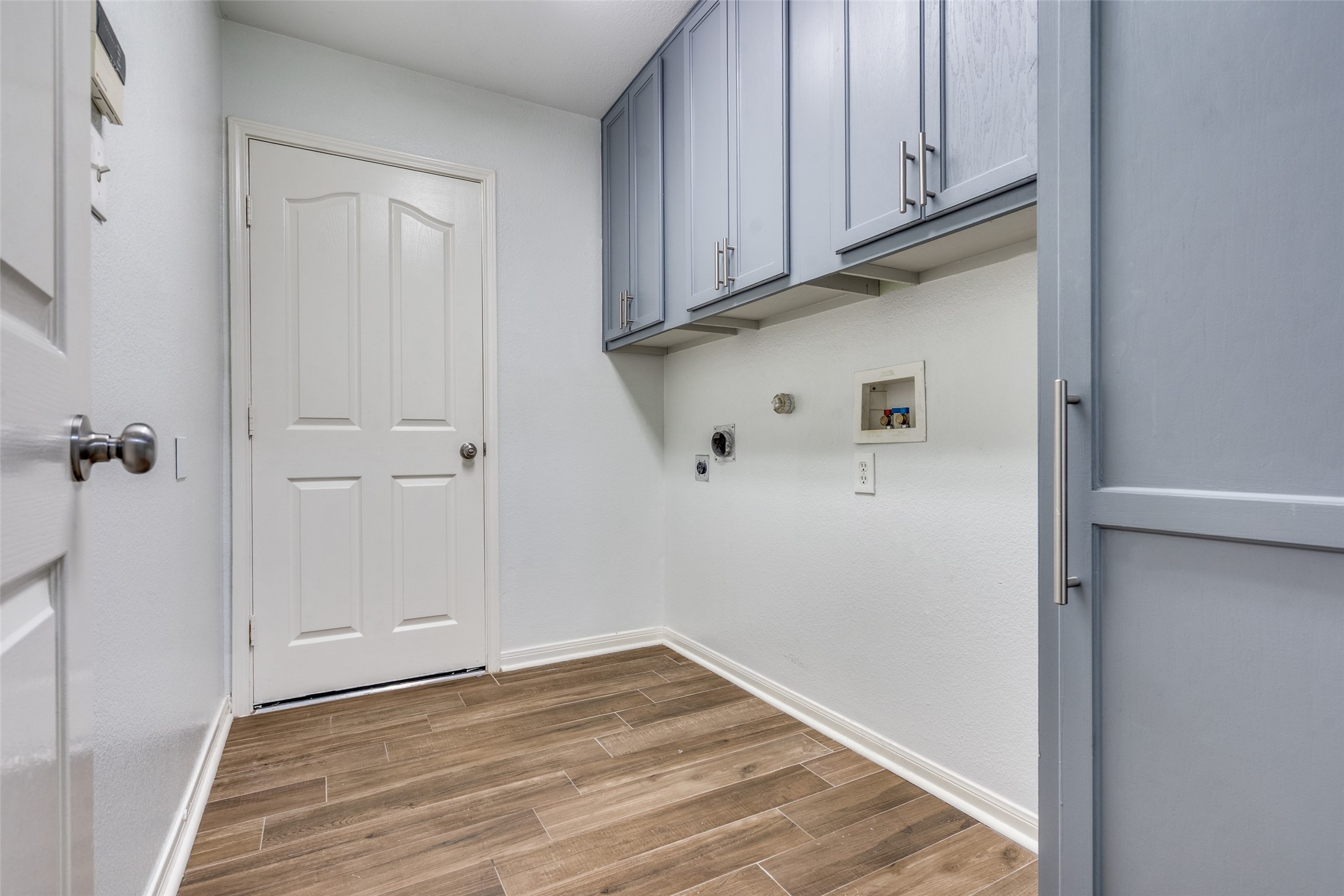 5829 Cypress Cove Drive