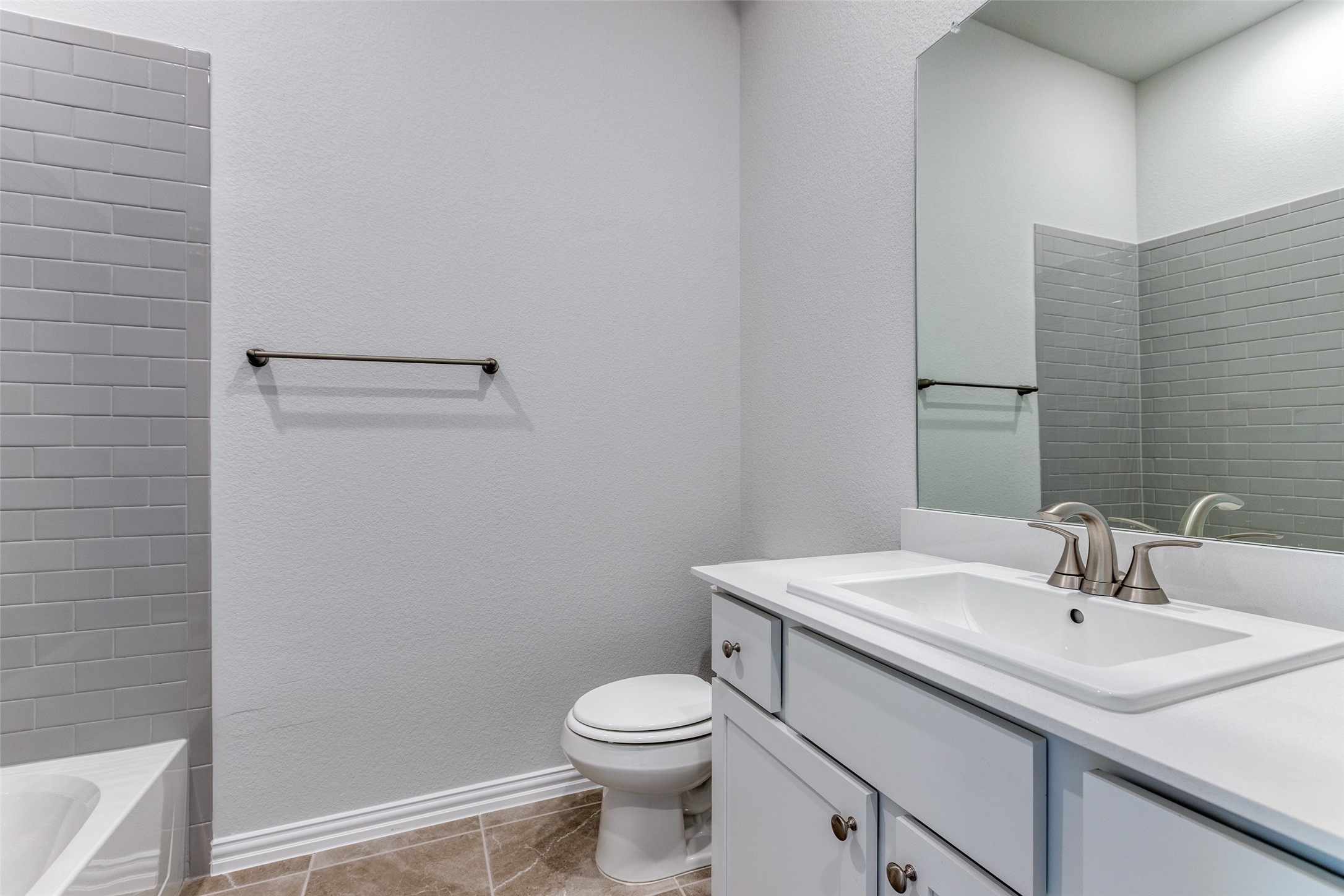 8295 Challenger Lane