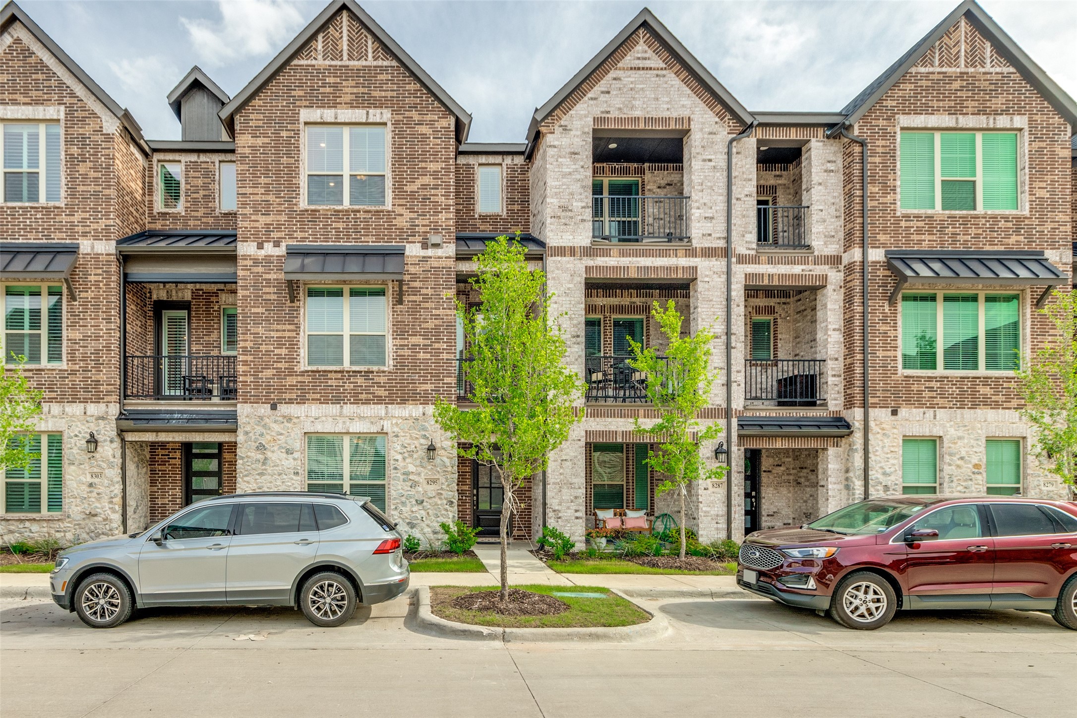 8295 Challenger Lane