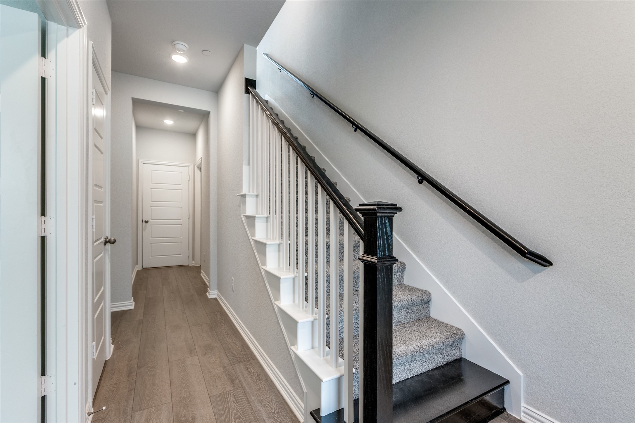 8295 Challenger Lane