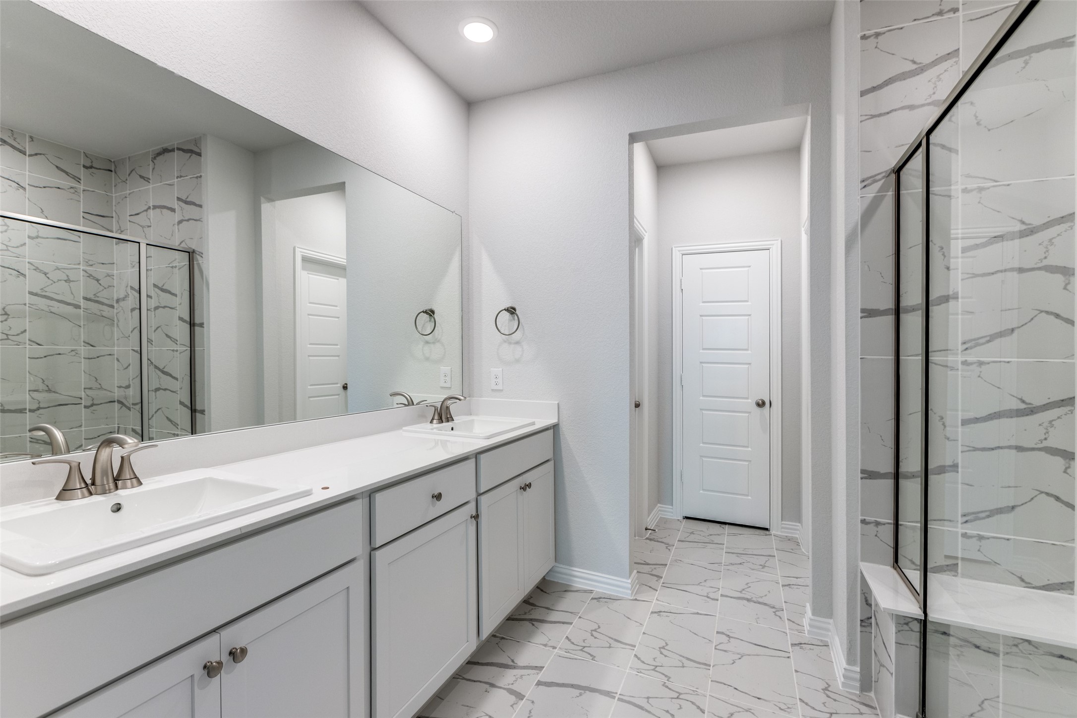 8295 Challenger Lane