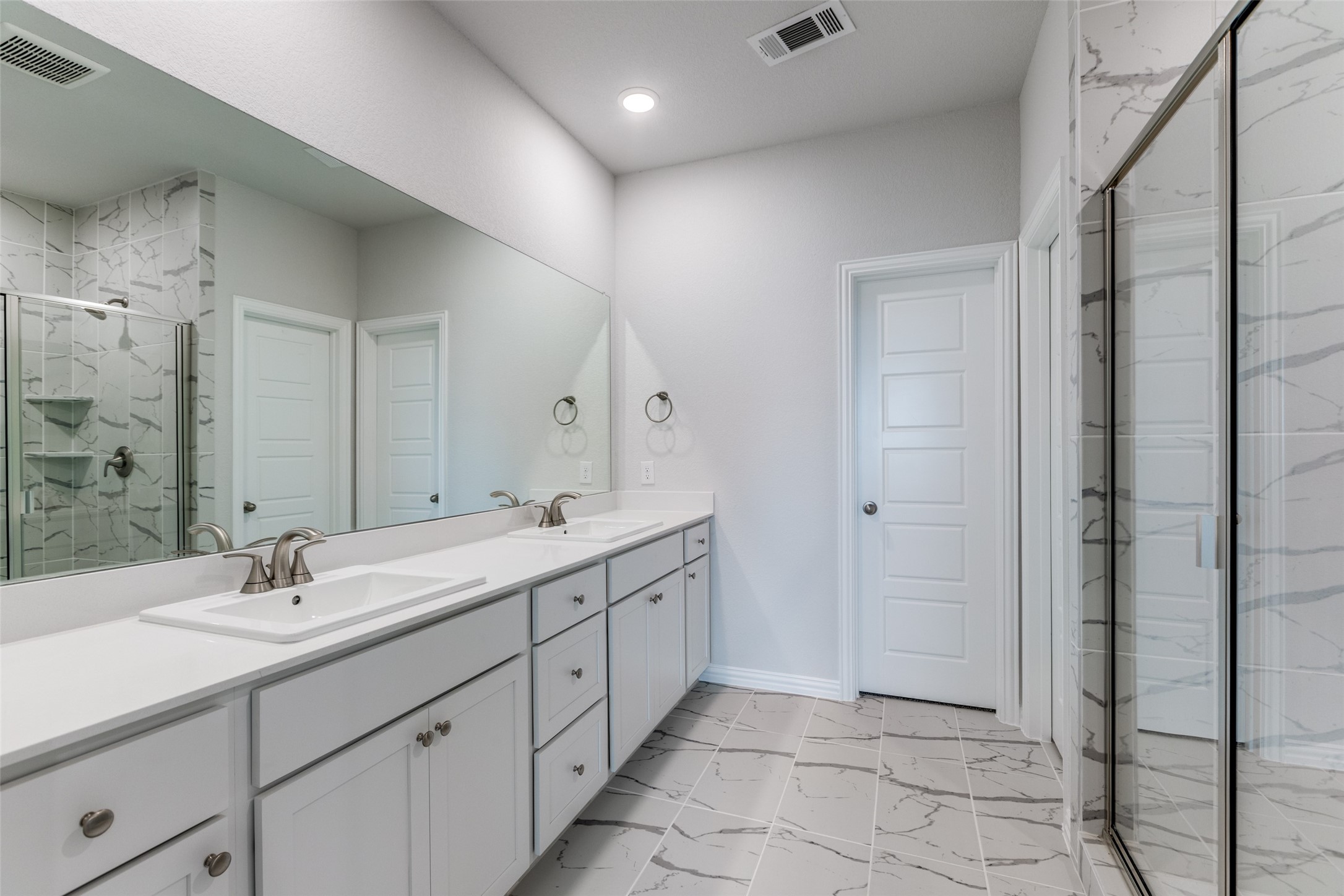 8295 Challenger Lane