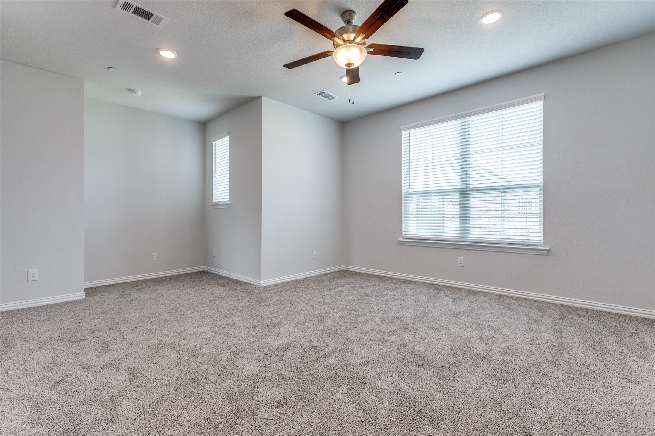 8295 Challenger Lane