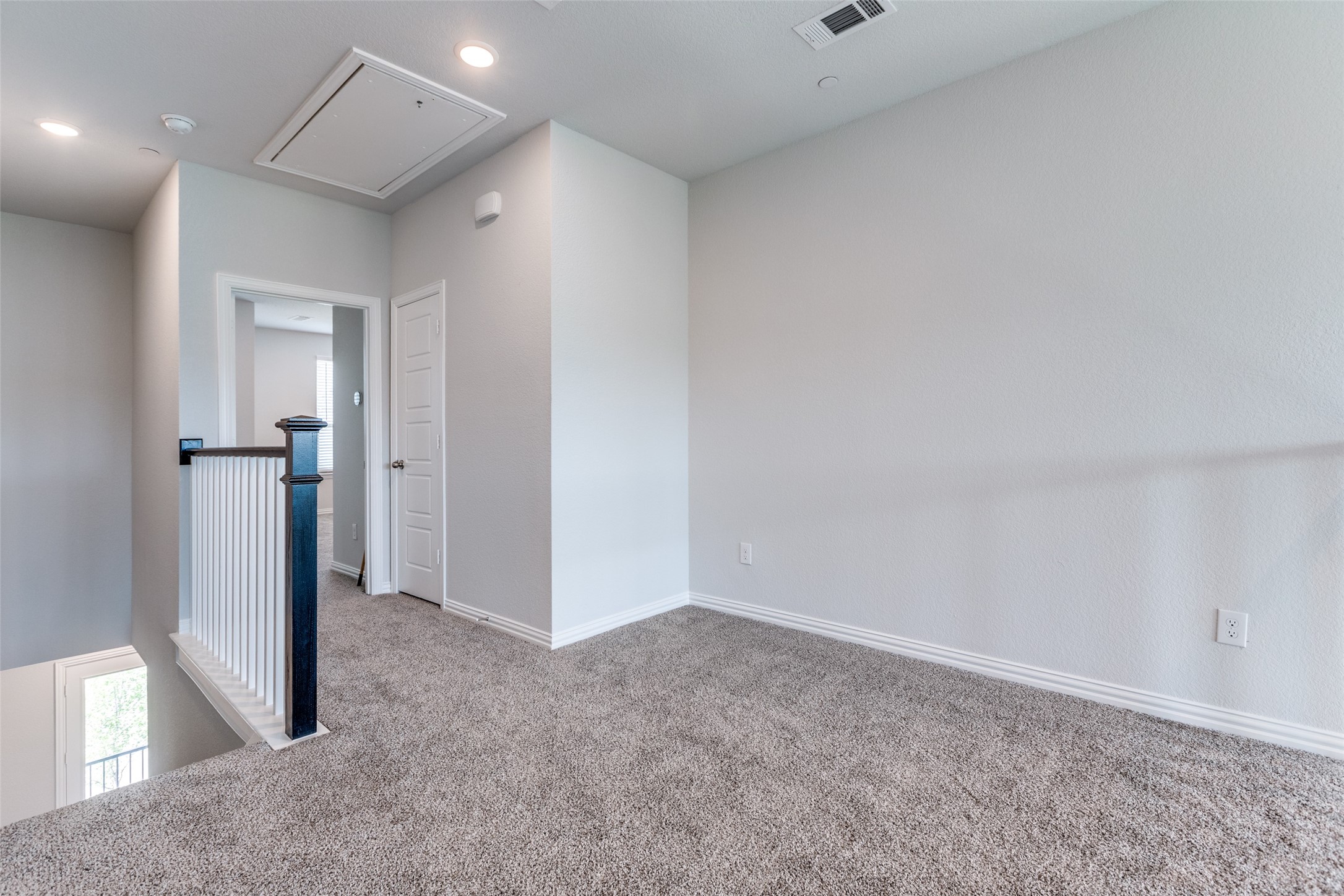 8295 Challenger Lane