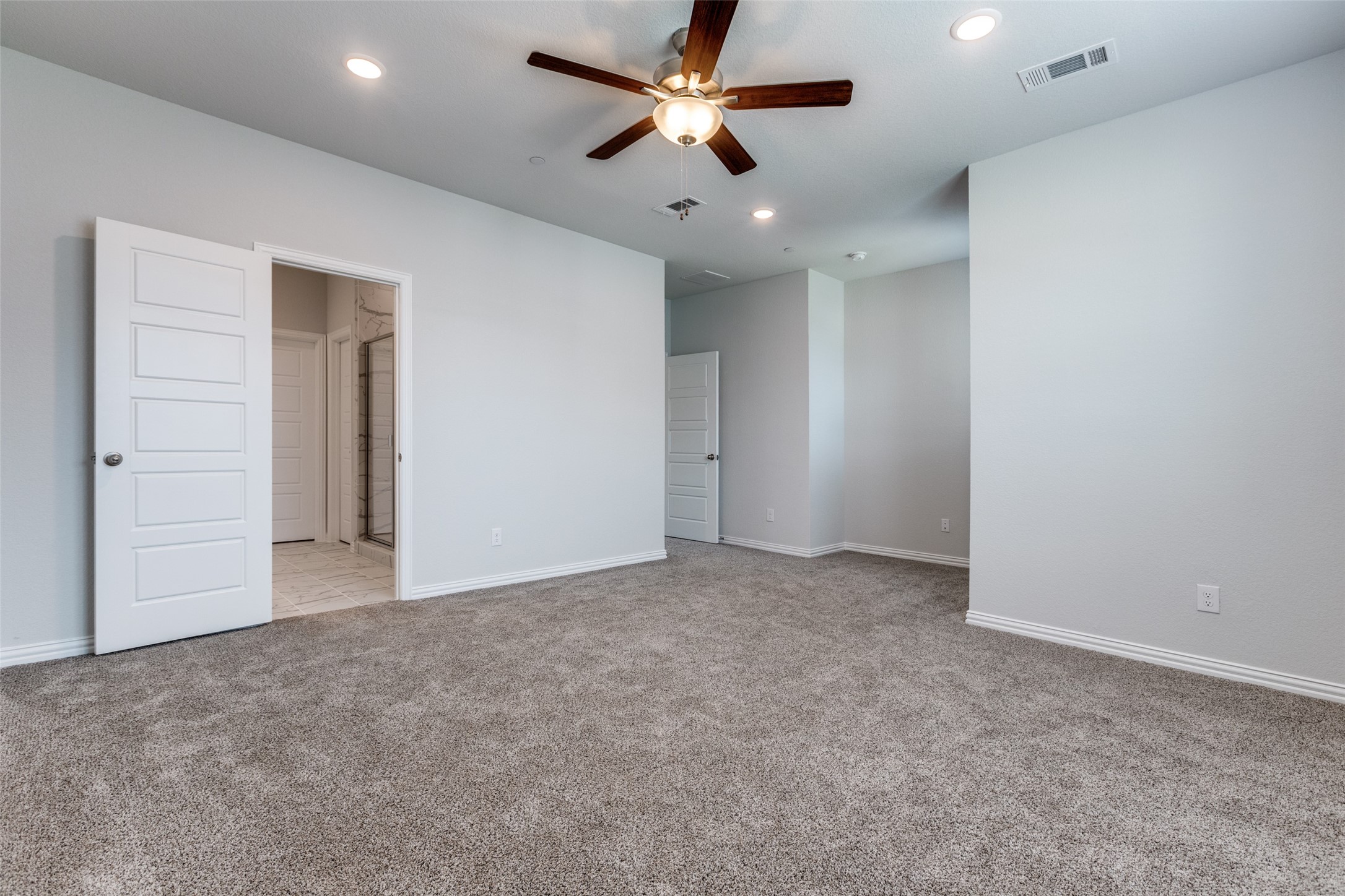 8295 Challenger Lane