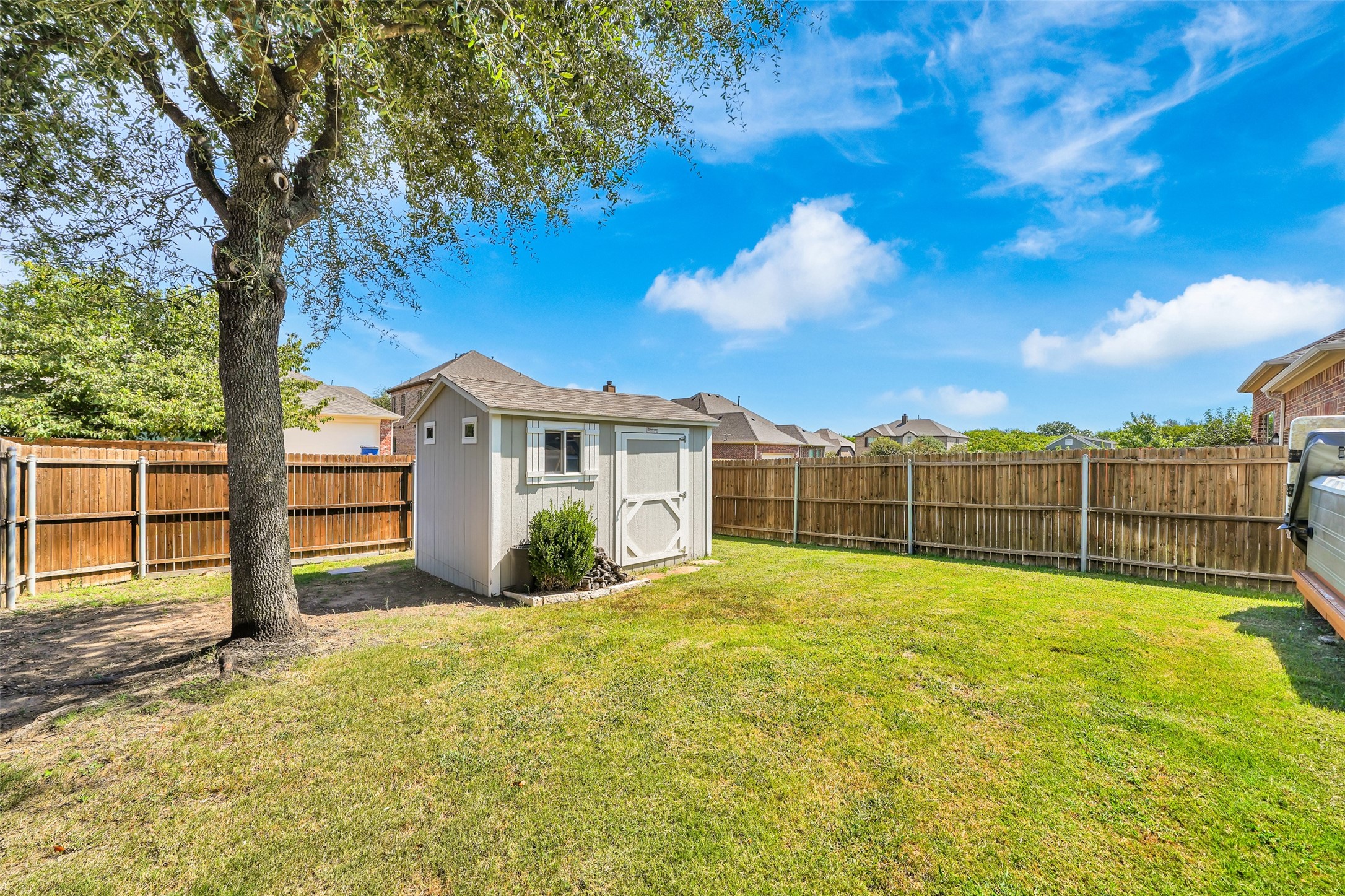 2712 Lakefield Drive